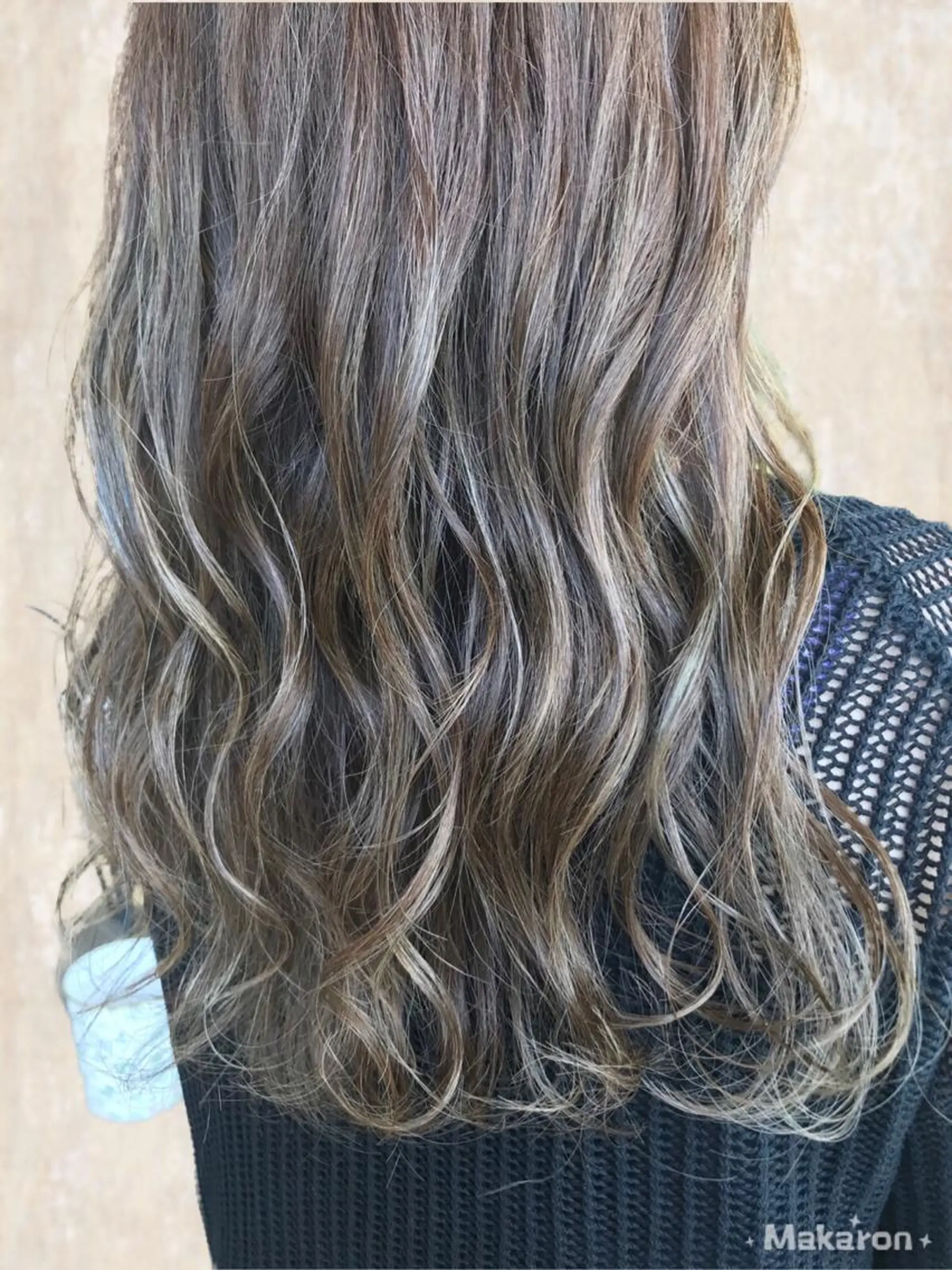 ロング カラー グレージュ ロング hair works raptureのヘアスタイル