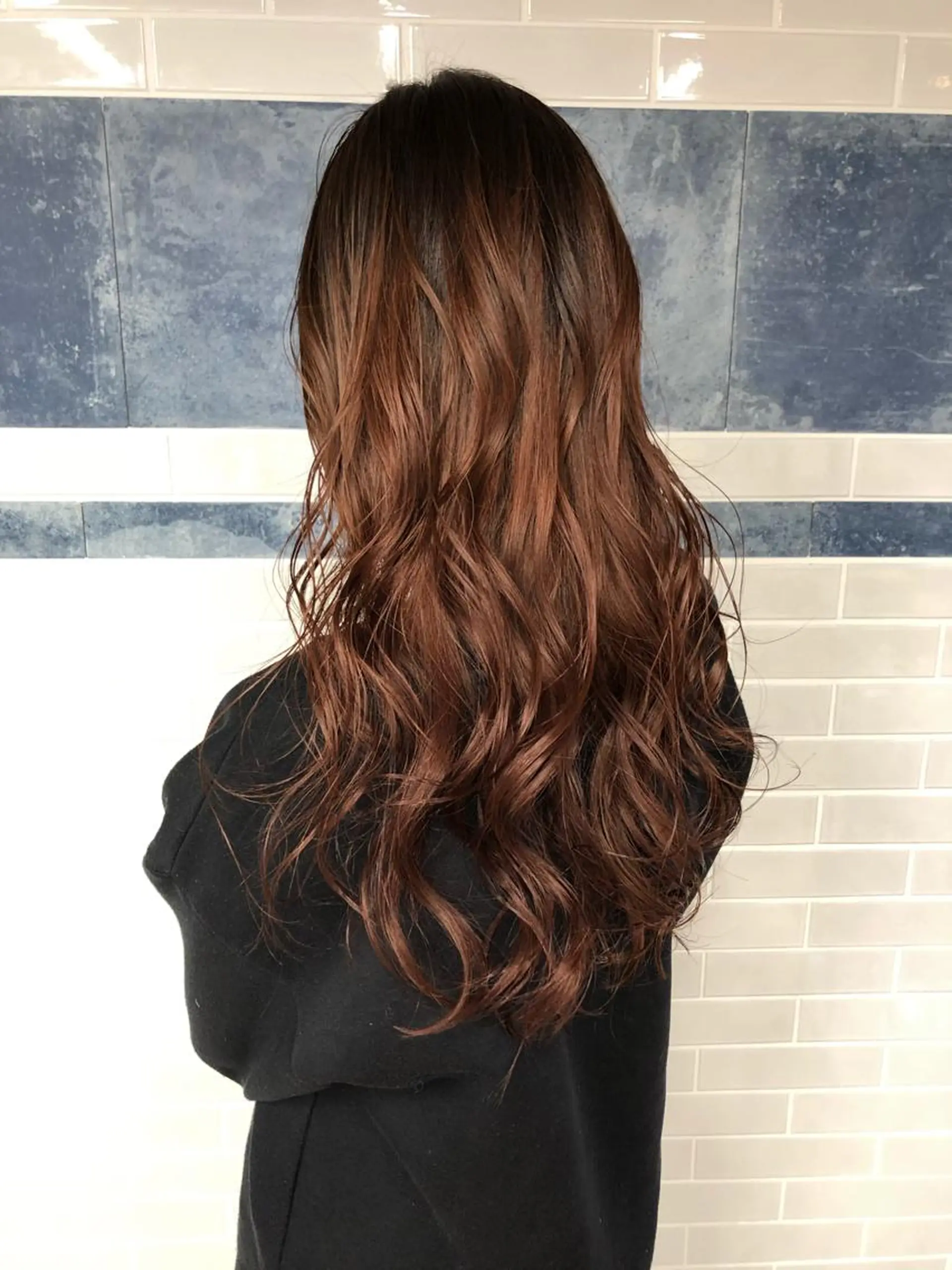 ロング 西畑 nishihataのヘアスタイル