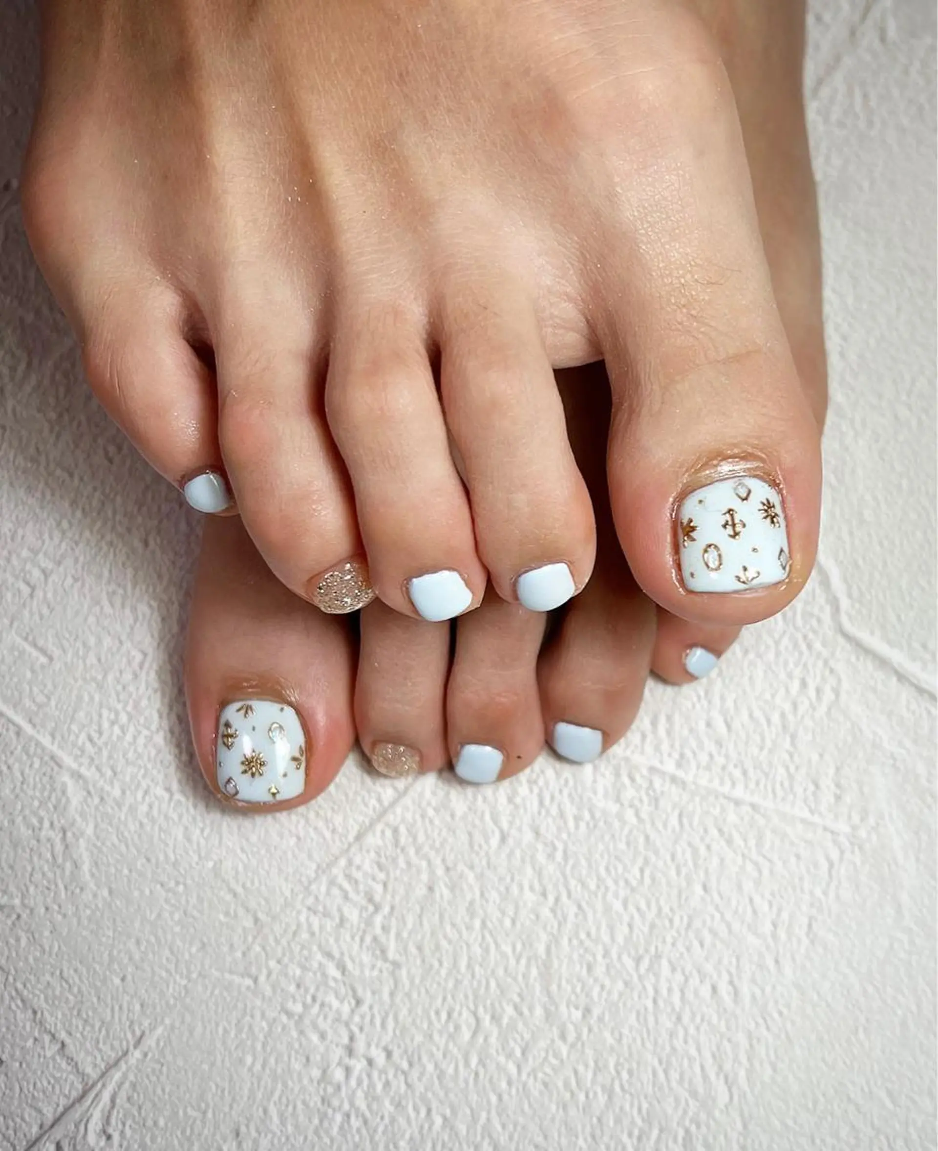 ネイル フットネイル 夏ネイル ハンドネイル ✾ NailRoom Latina🌻💓のネイルデザイン
