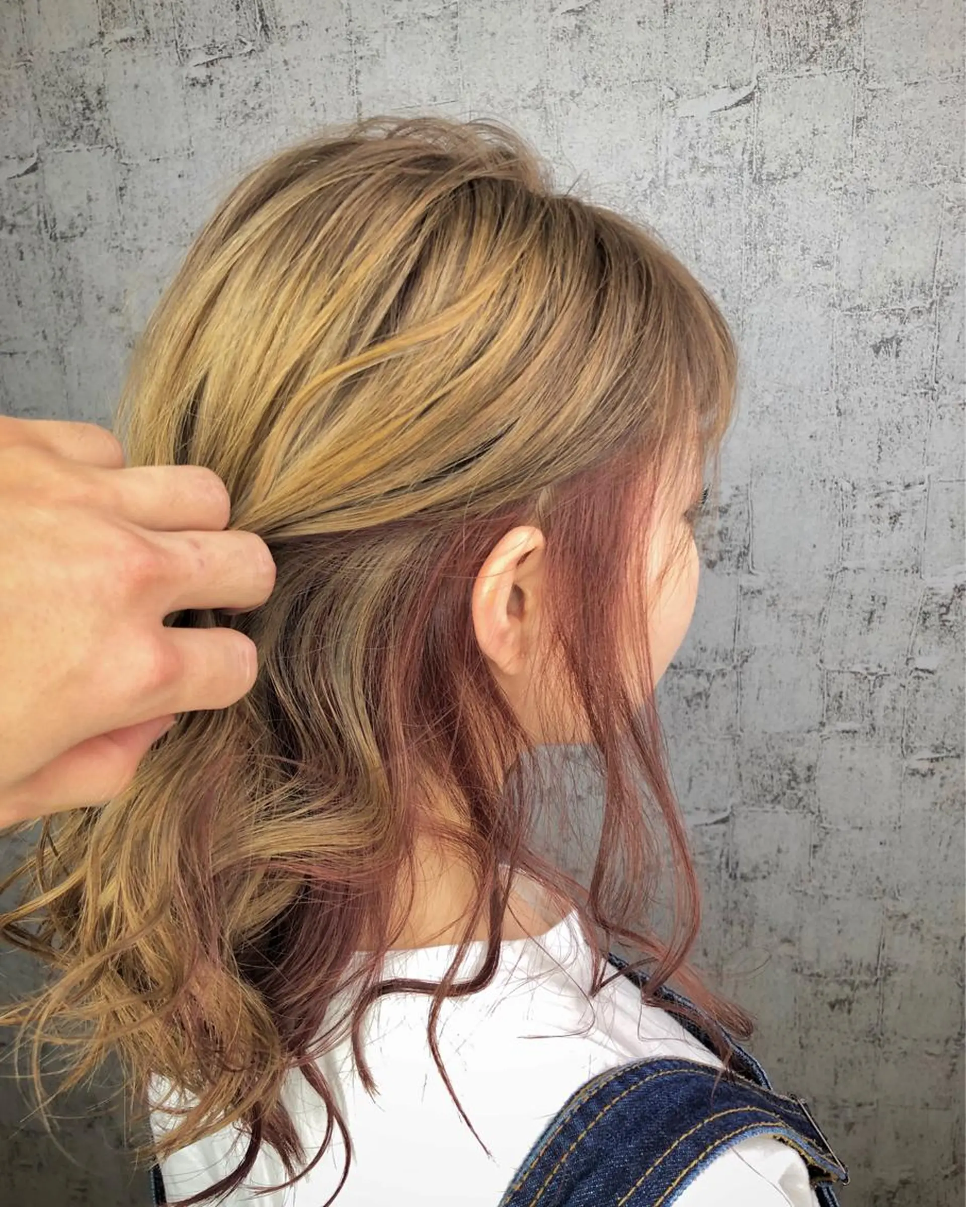 ロング カラー インナーカラー ピンクカラー 透明感カラー✨ツヤ髪 廣畑昌志のヘアスタイル