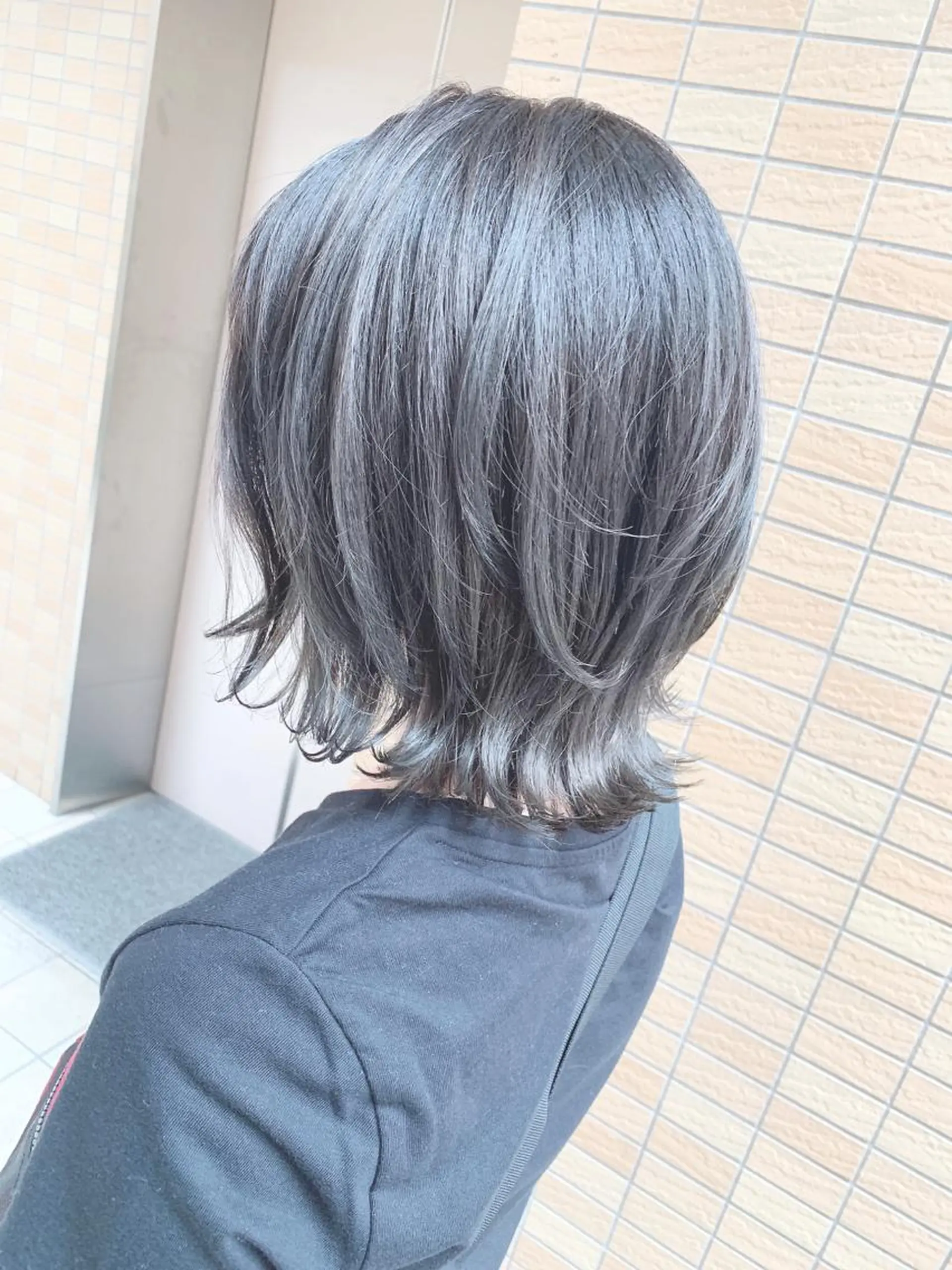 ミディアム カラー ヘアアレンジ アディクシーカラー ブリーチ グラデーションカラー ハイライトカラー ハイライト 髪質改善＆韓国風 RINAのヘアスタイル