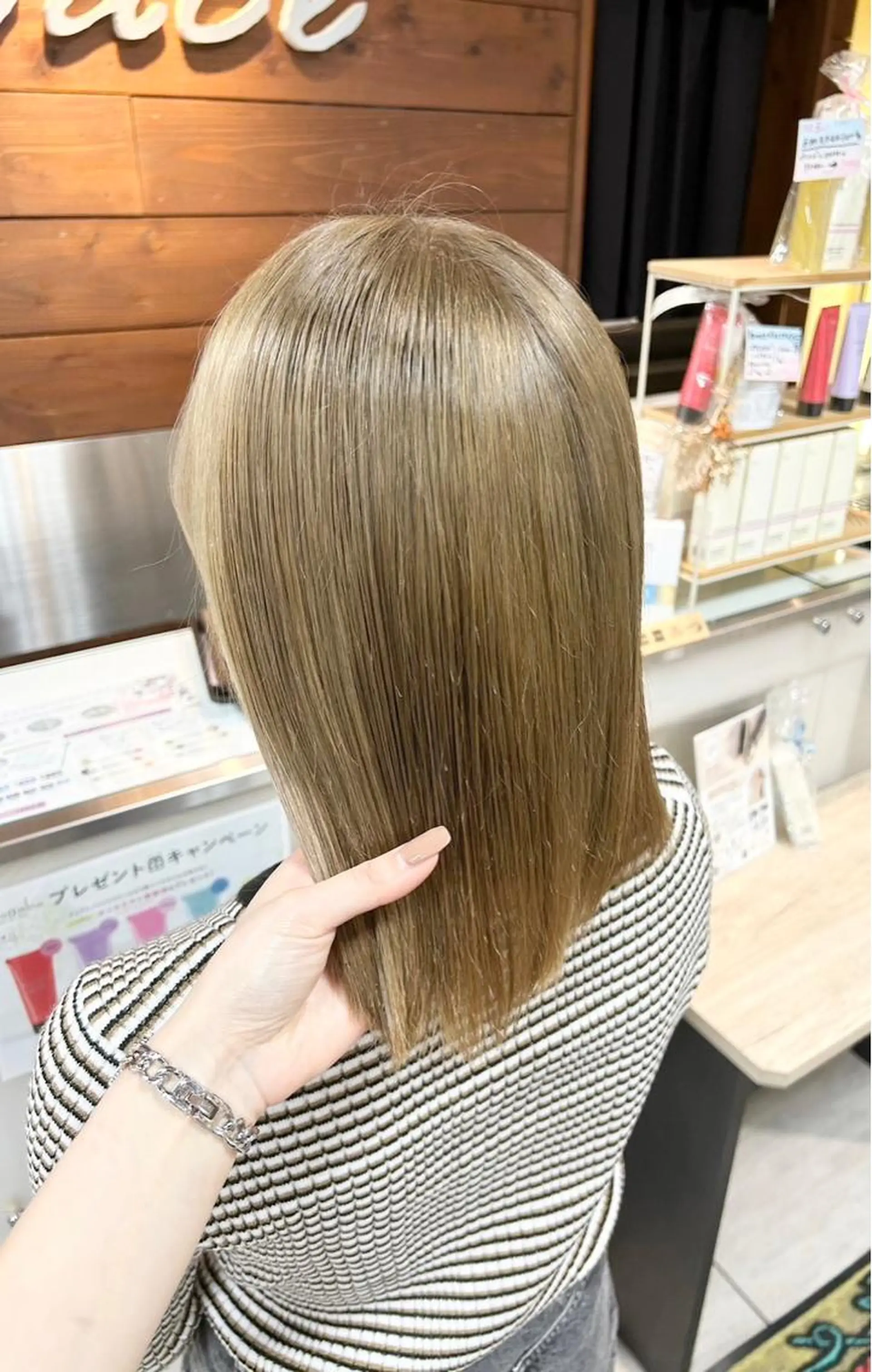 ミディアム カット ヘアカラー トリートメント 🫧艶髪カラー🫧 森本くるみのヘアスタイル