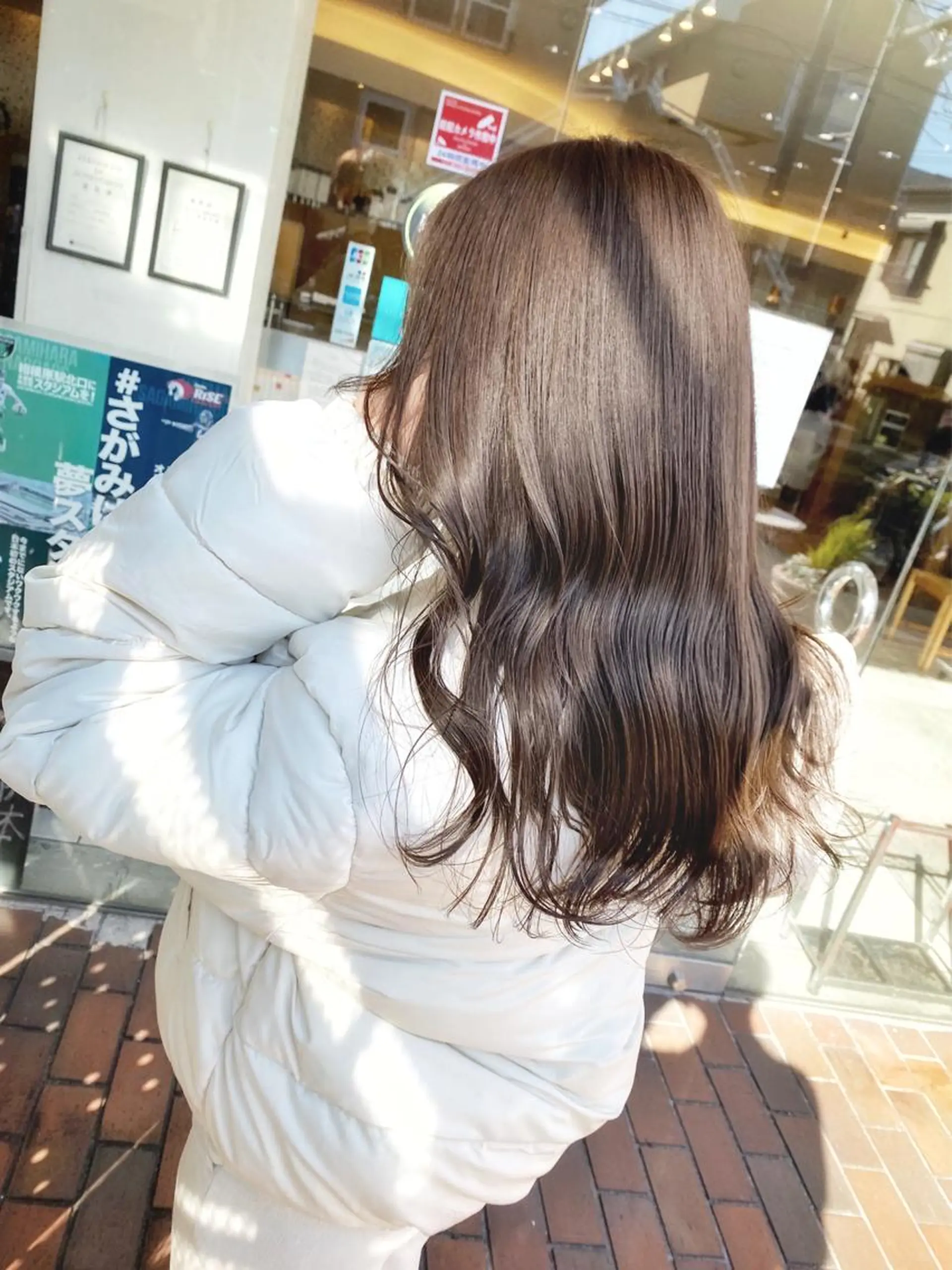 セミロング カラー ヘアカラー トリートメント 艶髪レイヤー屋さん 大澤竜馬のヘアスタイル