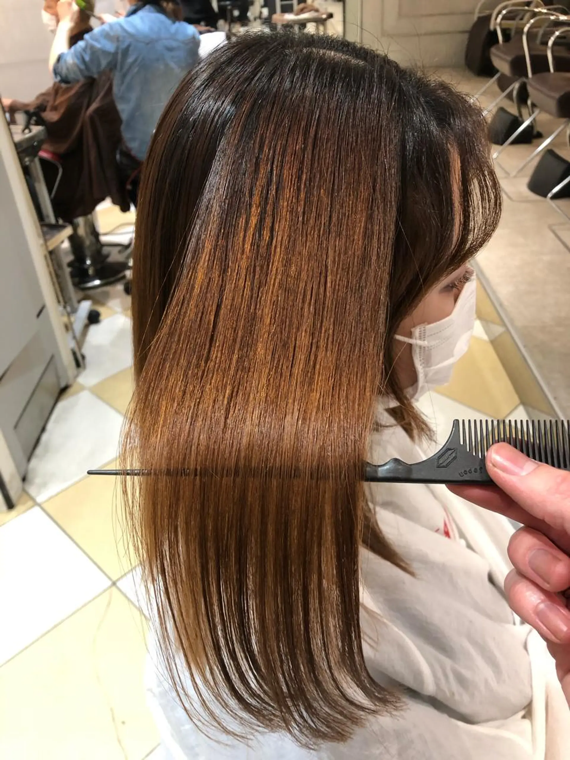 ミディアム カット 縮毛矯正 トリートメント 國分 利成のヘアスタイル