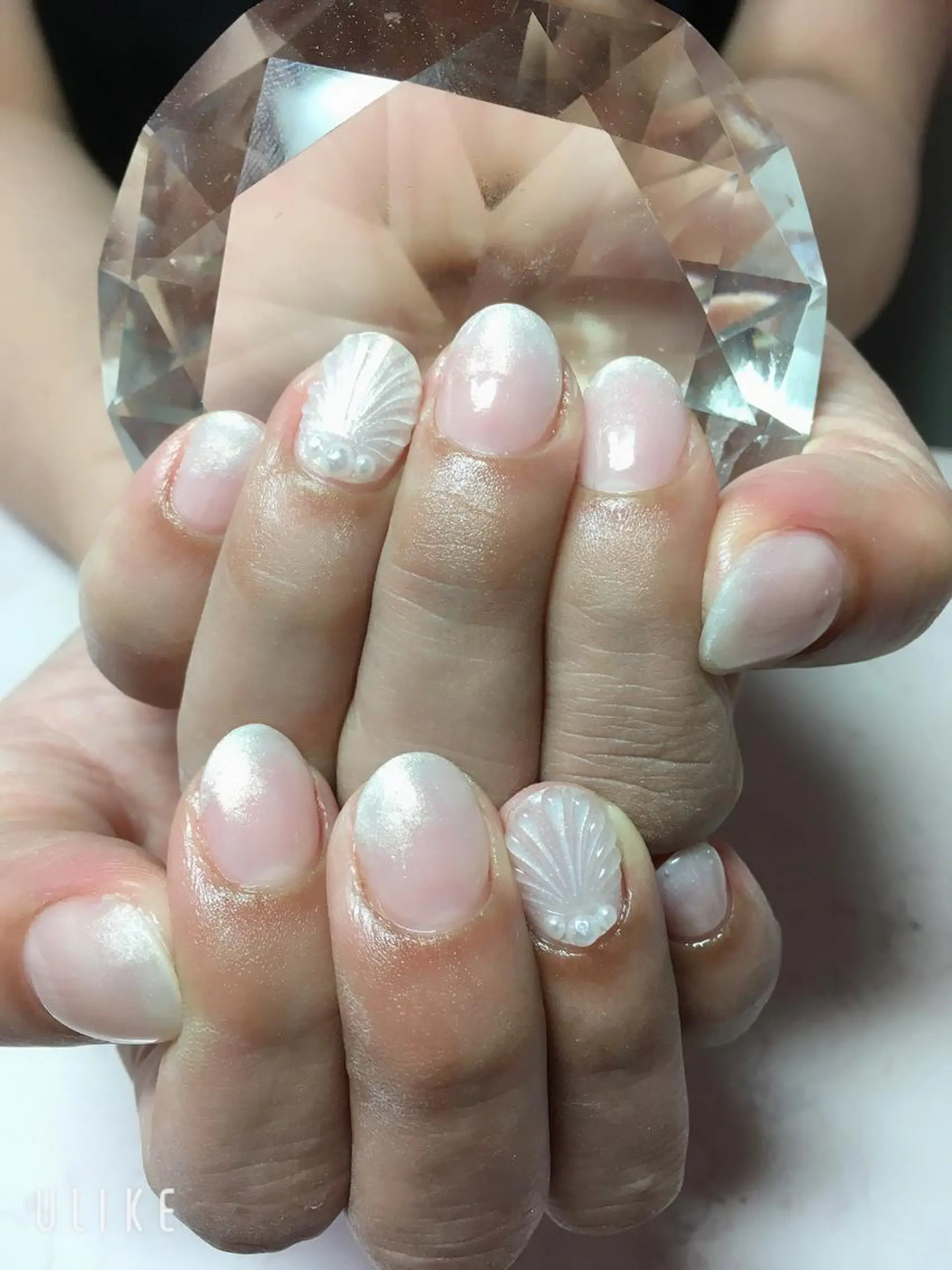 ネイル ハンドネイル ネイルサロンTiara所属・戸倉 千秋のネイルデザイン