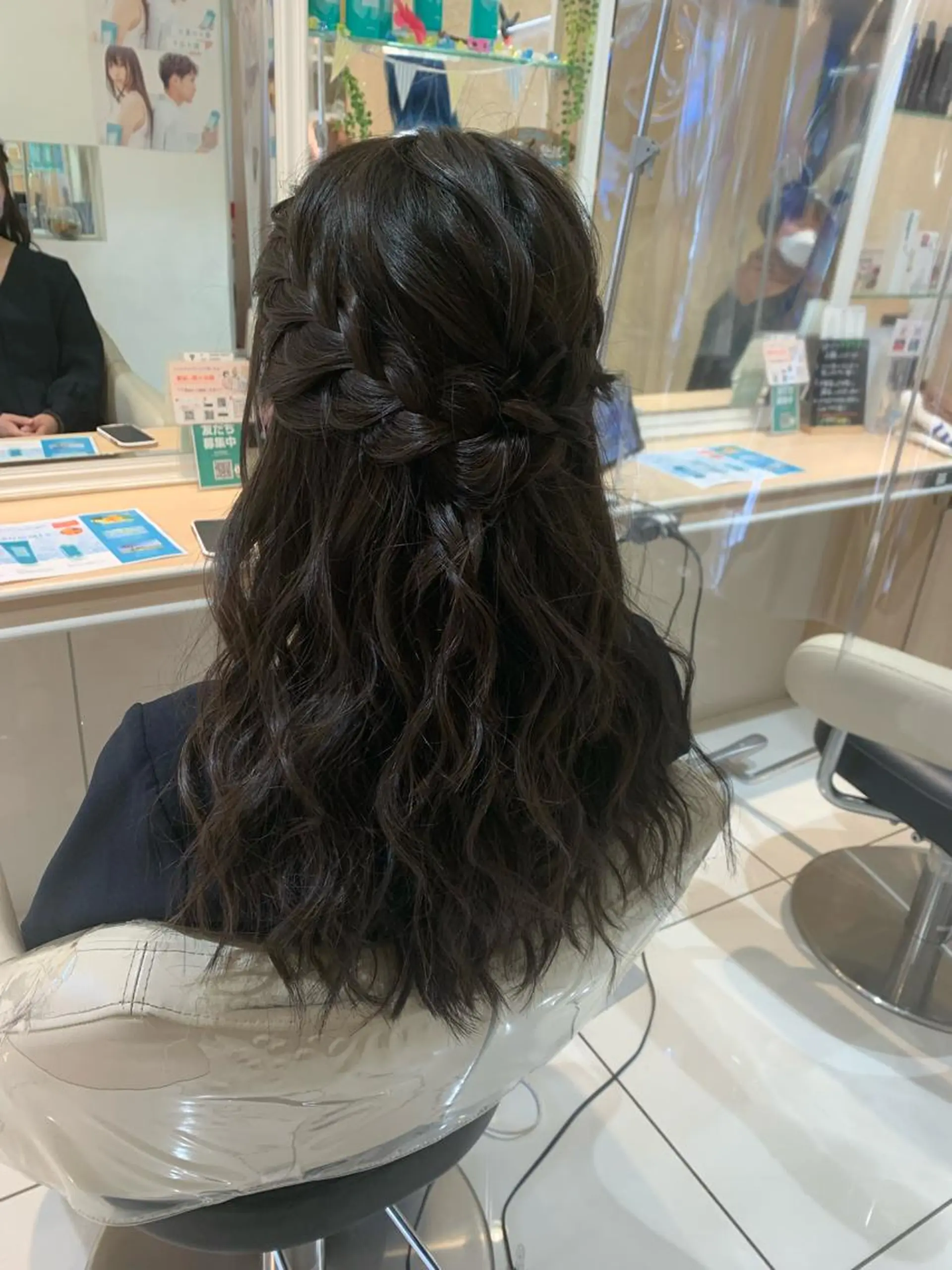ロング ヘアアレンジ ヘアセット 宮永 璃沙のヘアスタイル