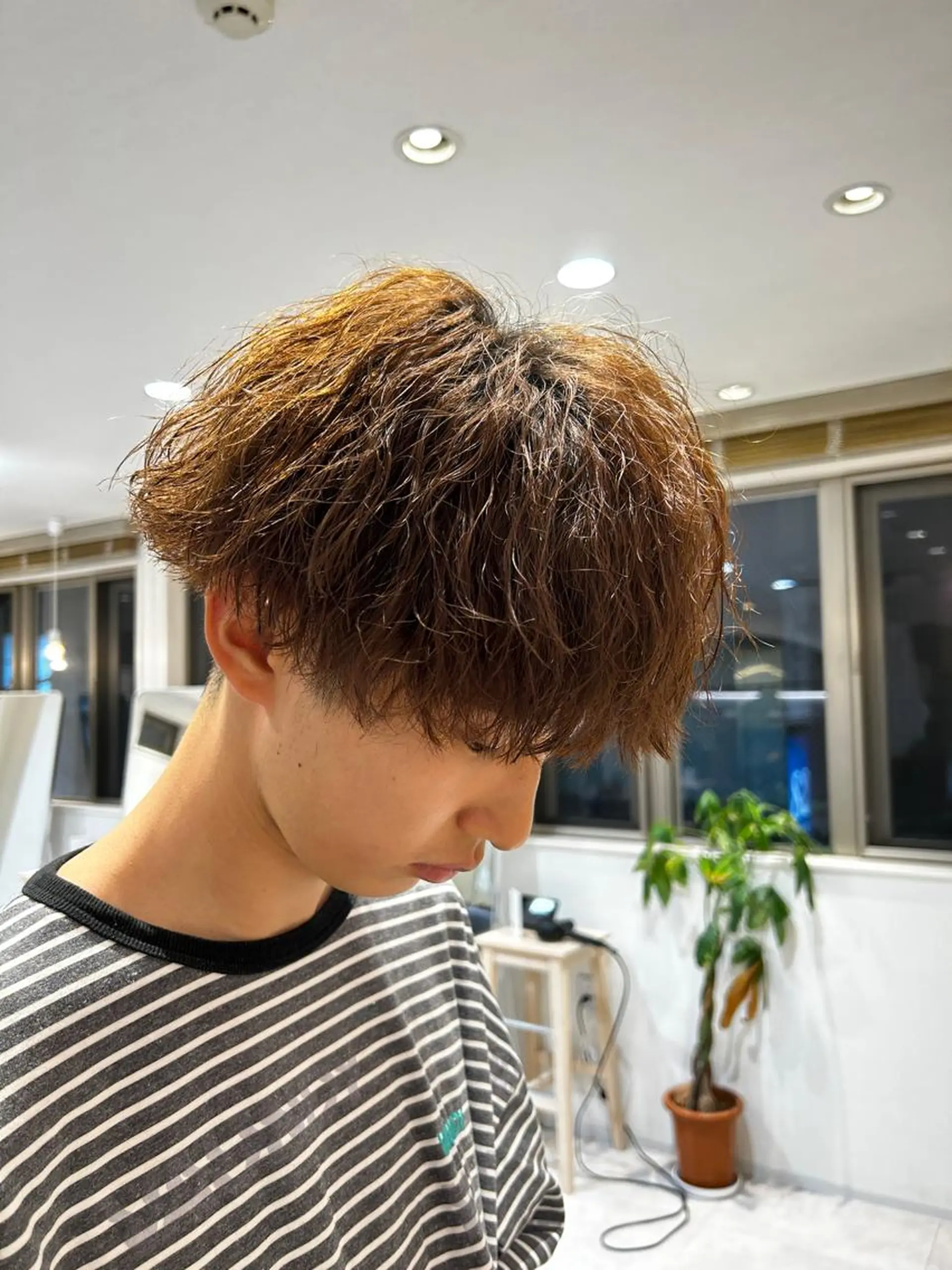 ショート パーマ メンズ AI TOKYO  横浜店所属・メンズ支持数No.1 👑リュウ👑のヘアスタイル