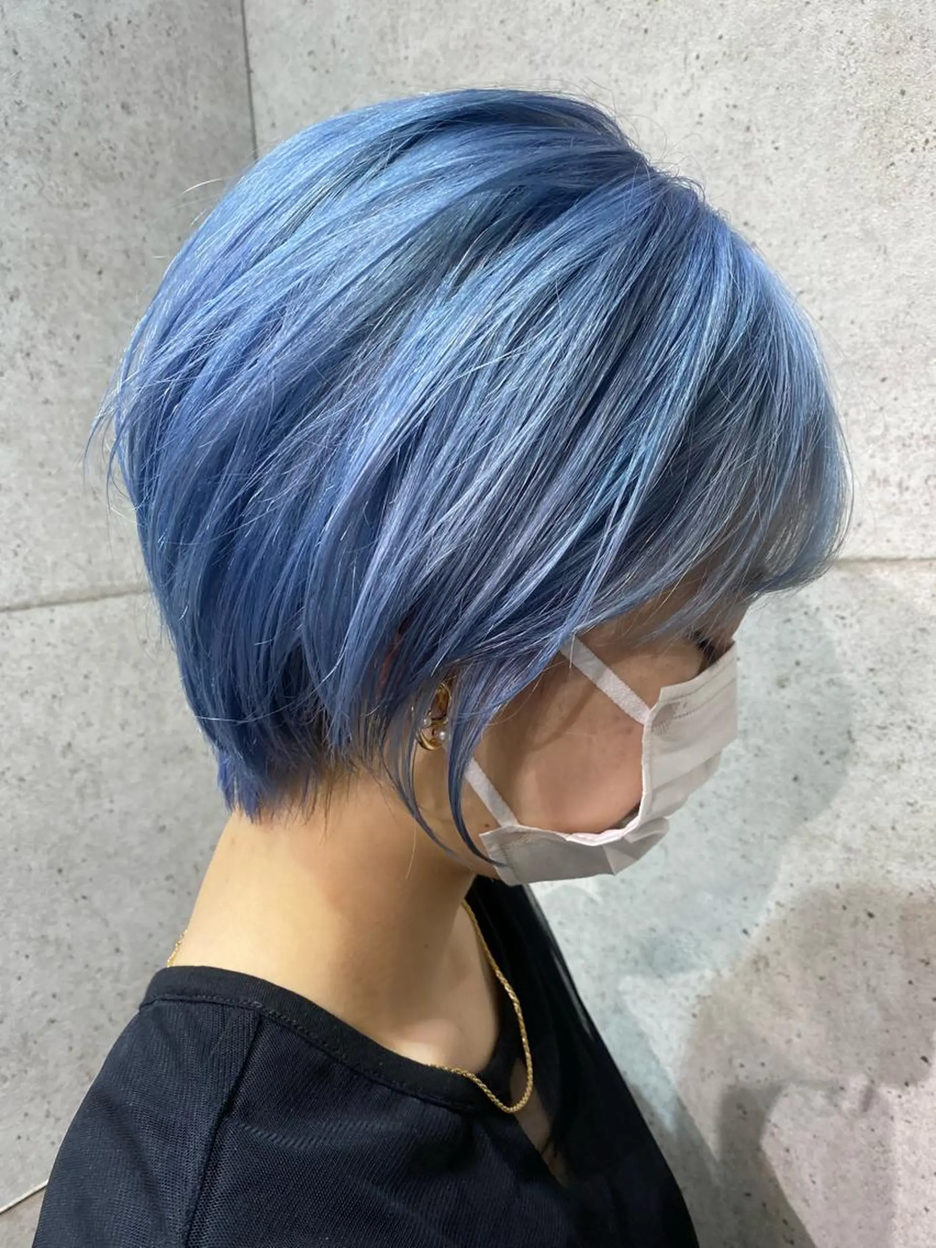 ショート カラー ブルーカラー 遠藤沙也加 /レイヤーカットのヘアスタイル