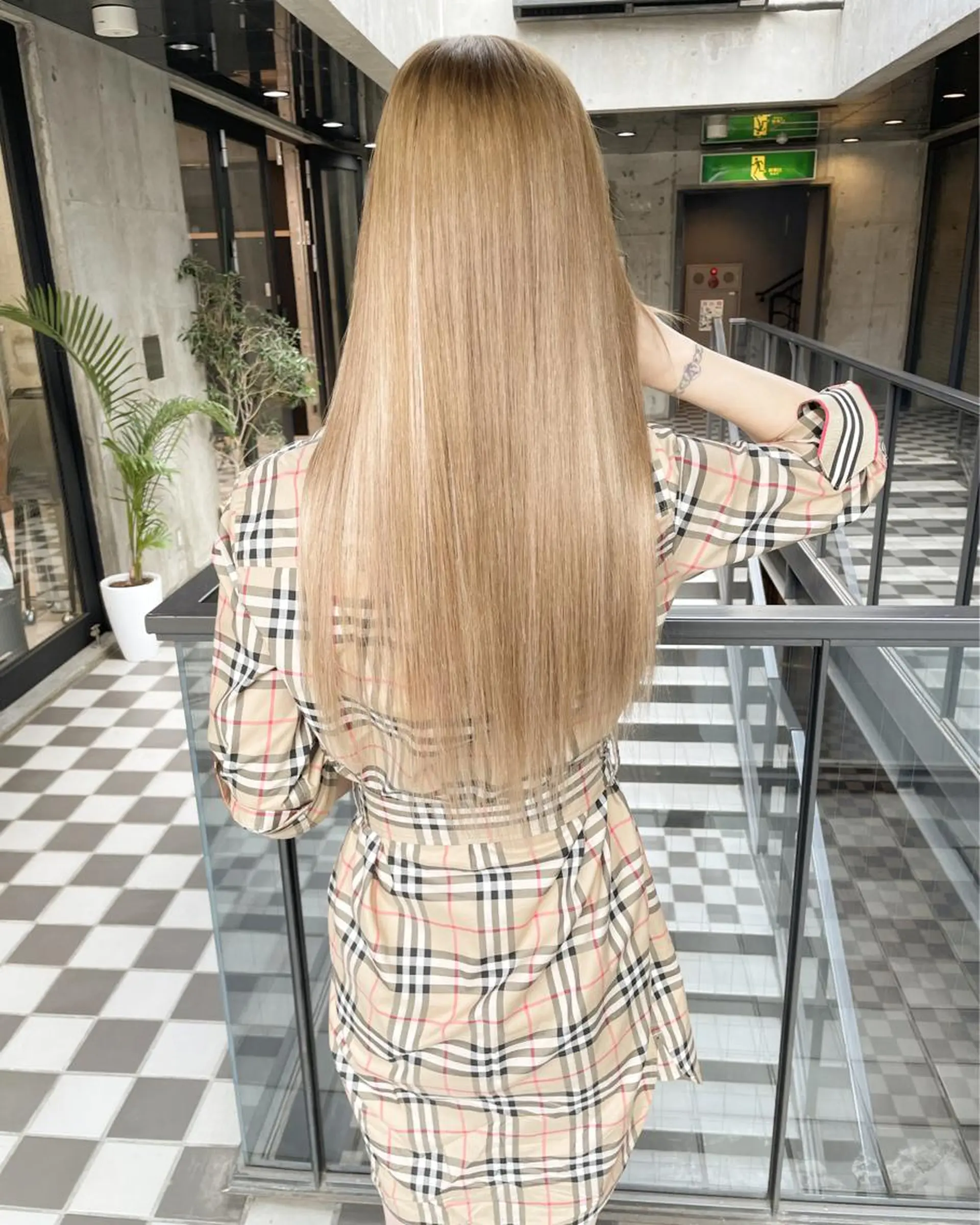 ロング カラー ヘアアレンジ ヘアカラー エクステ TATSUYA アートディレクターのヘアスタイル