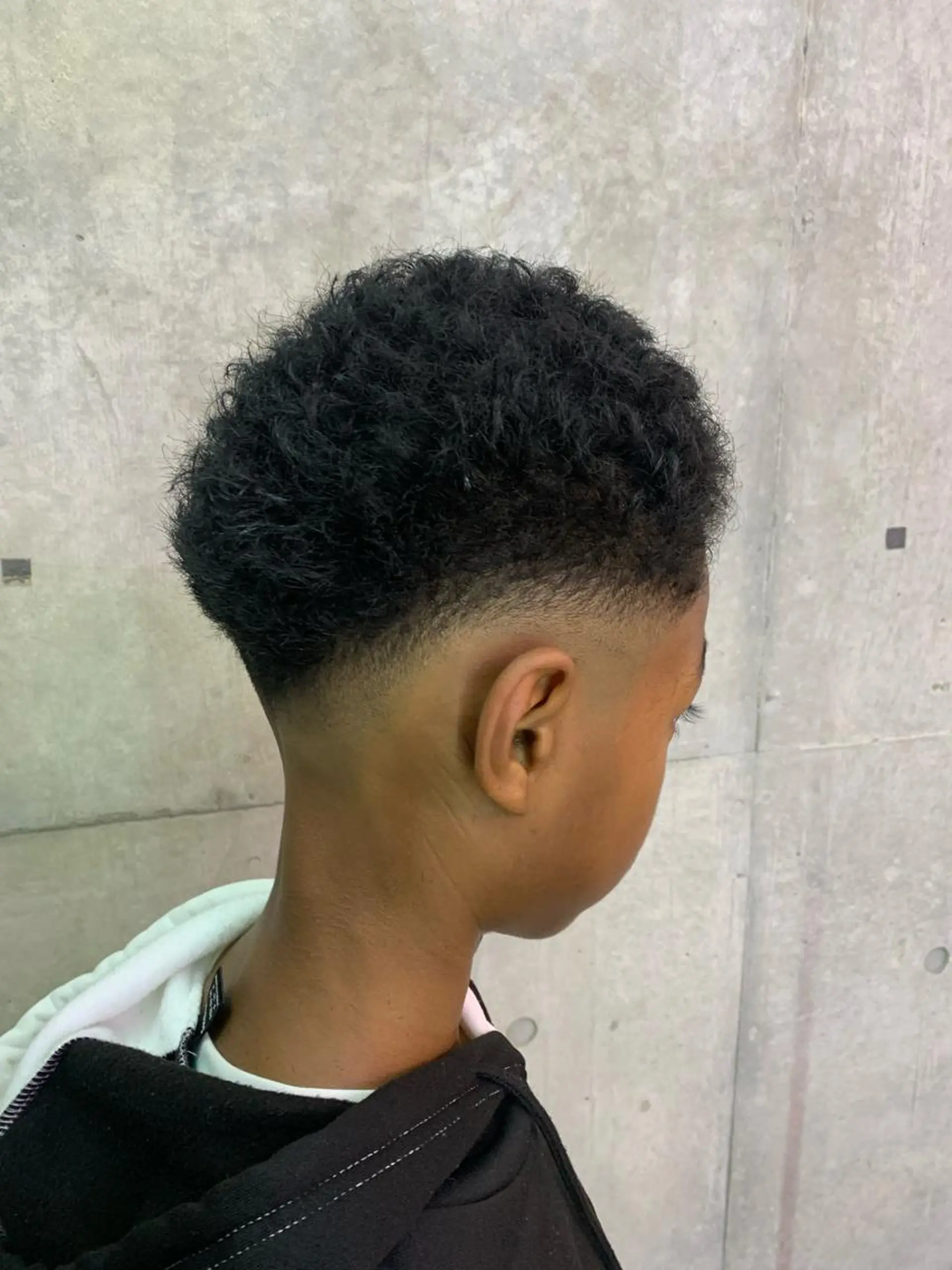 ショート メンズ HARURU🪮✨ ブレイズ海外ヘアのヘアスタイル