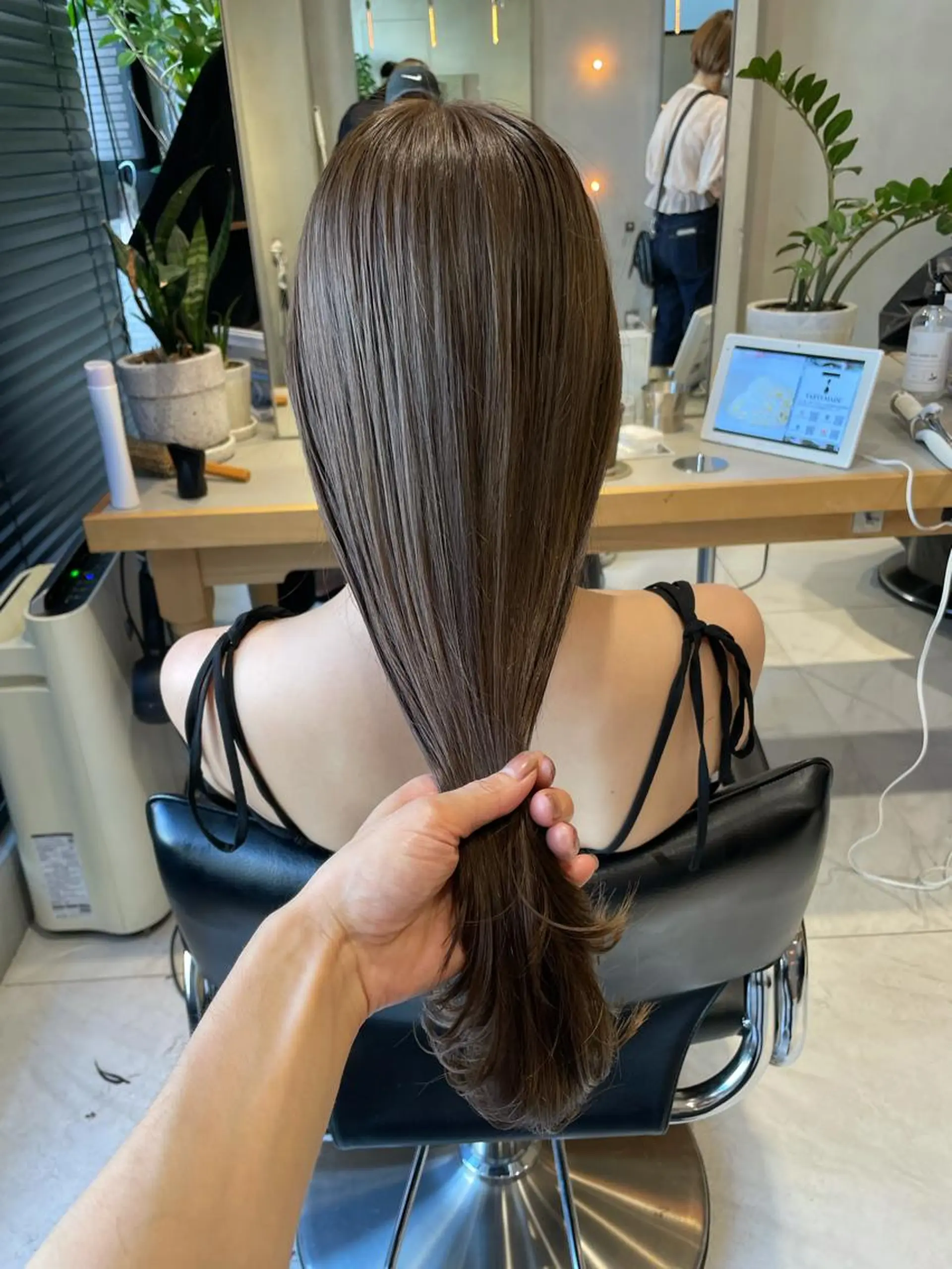 ロング カラー カット ヘアカラー トリートメント 柔らか透け感カラー 🌿ムロヤリョウスケのヘアスタイル