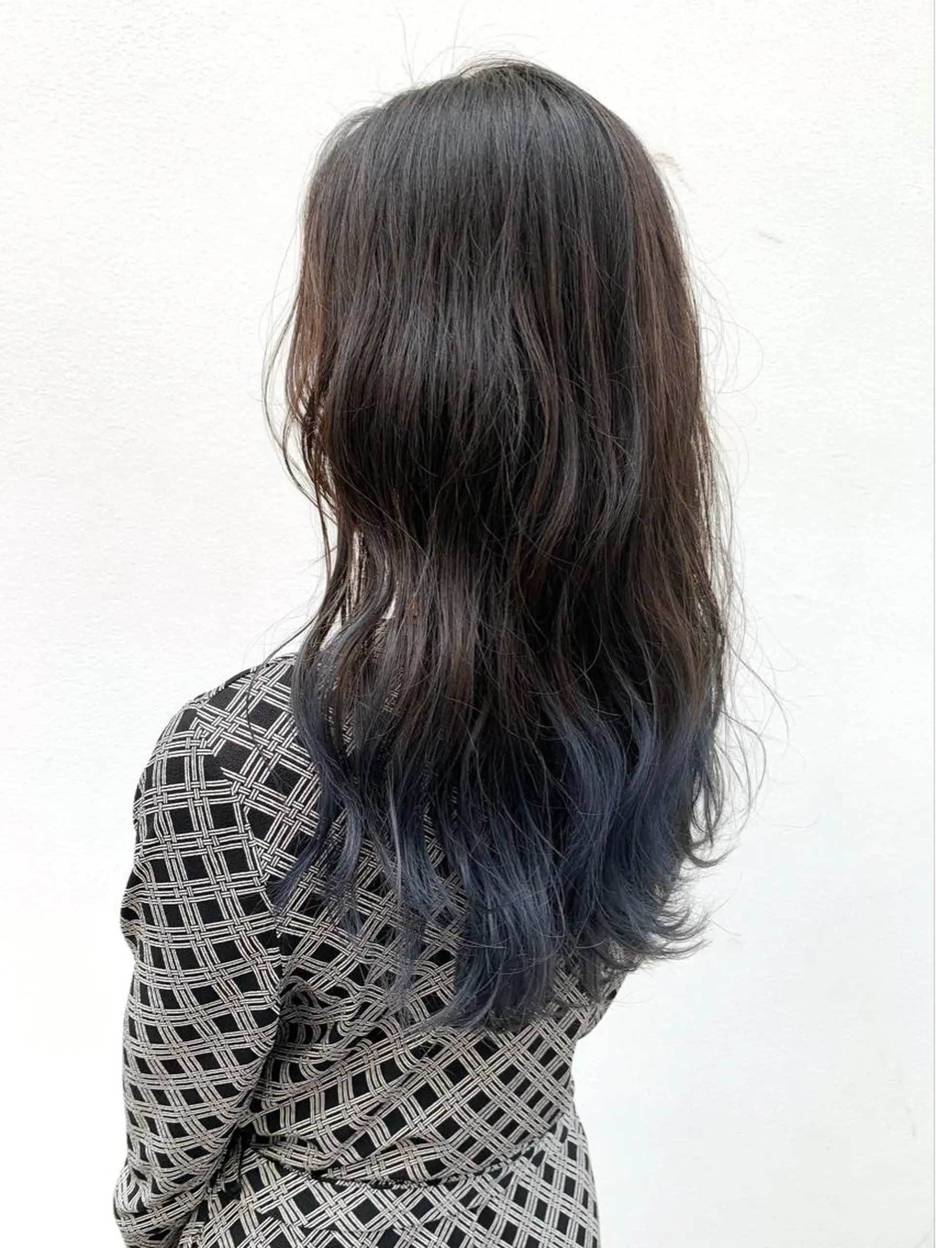ミディアム カラー ヘアアレンジ ブリーチ ブルーカラー ハイライトカラー ブリーチなしカラー ハイライト ヘアカラー トリートメント 〽️magico/ ウルフDaiki〽️のヘアスタイル