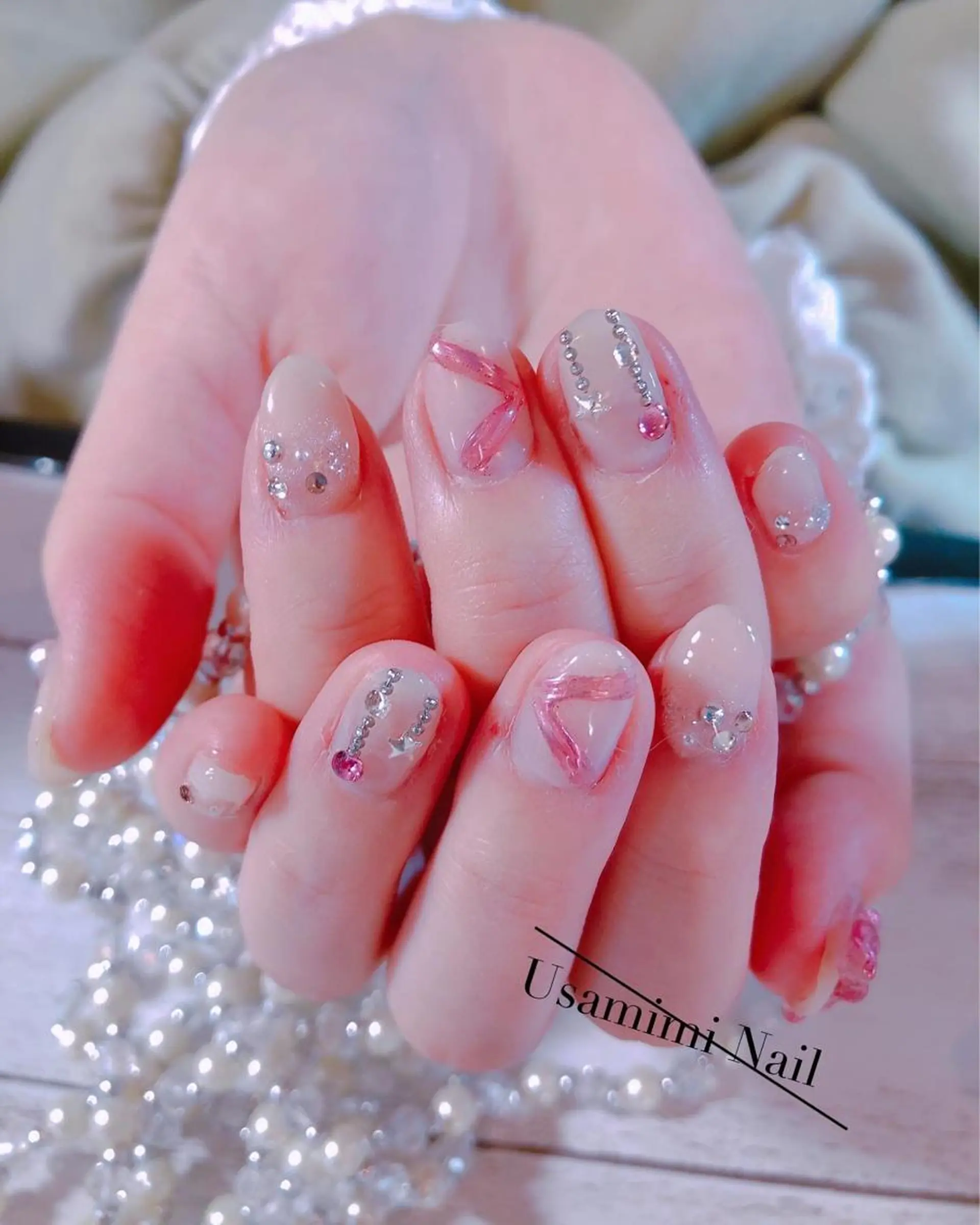 ネイル 💕🐰うさみみ🐰 💕猫と触れ合い✨のネイルデザイン