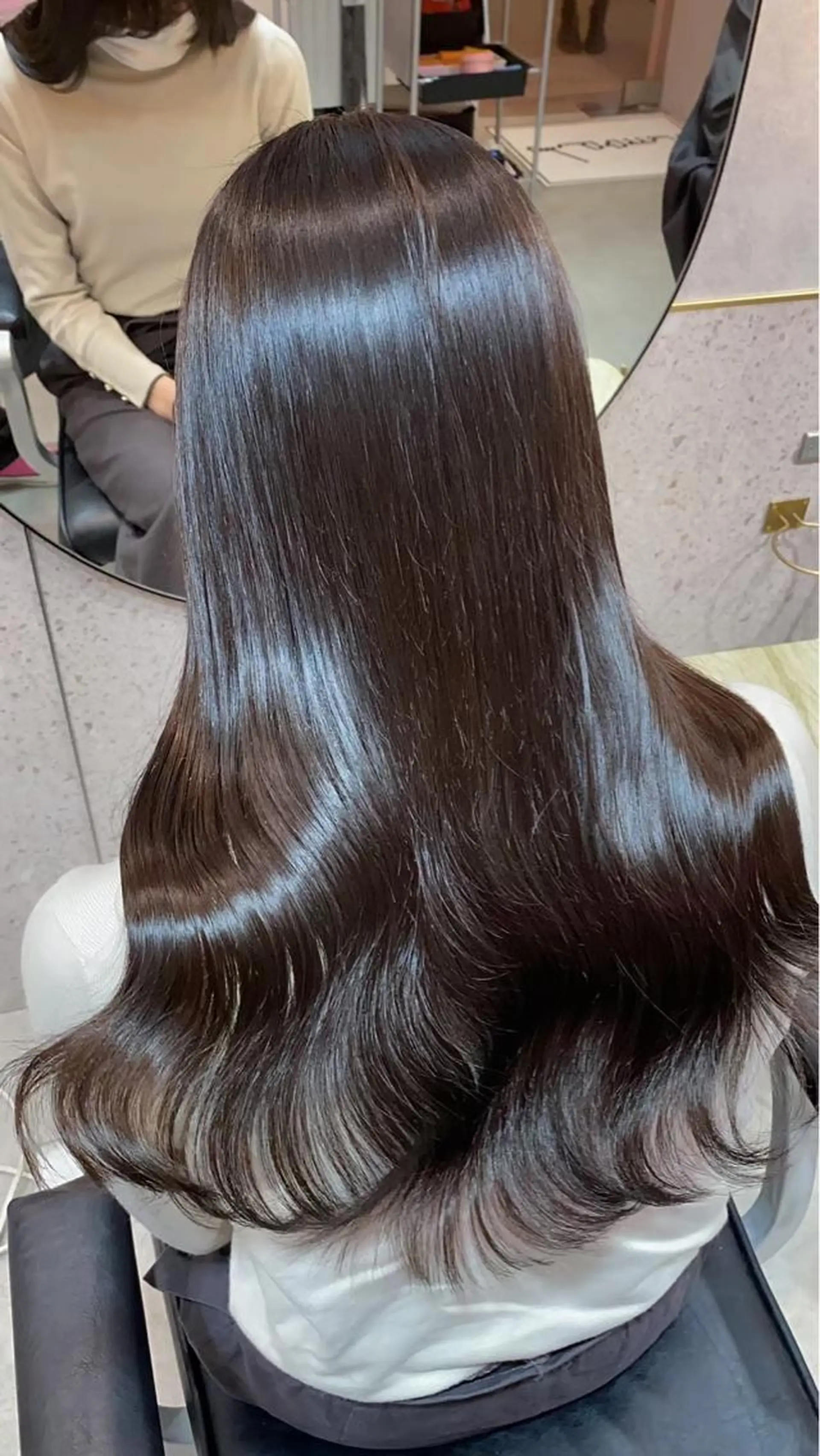 ロング 顔周りカット 髪質改善 韓国風ヘア ロング 似合わせカット カット ヘアカラー トリートメント 暖色カラー/新宿/韓 国風レイヤー鮫島志穂のヘアスタイル