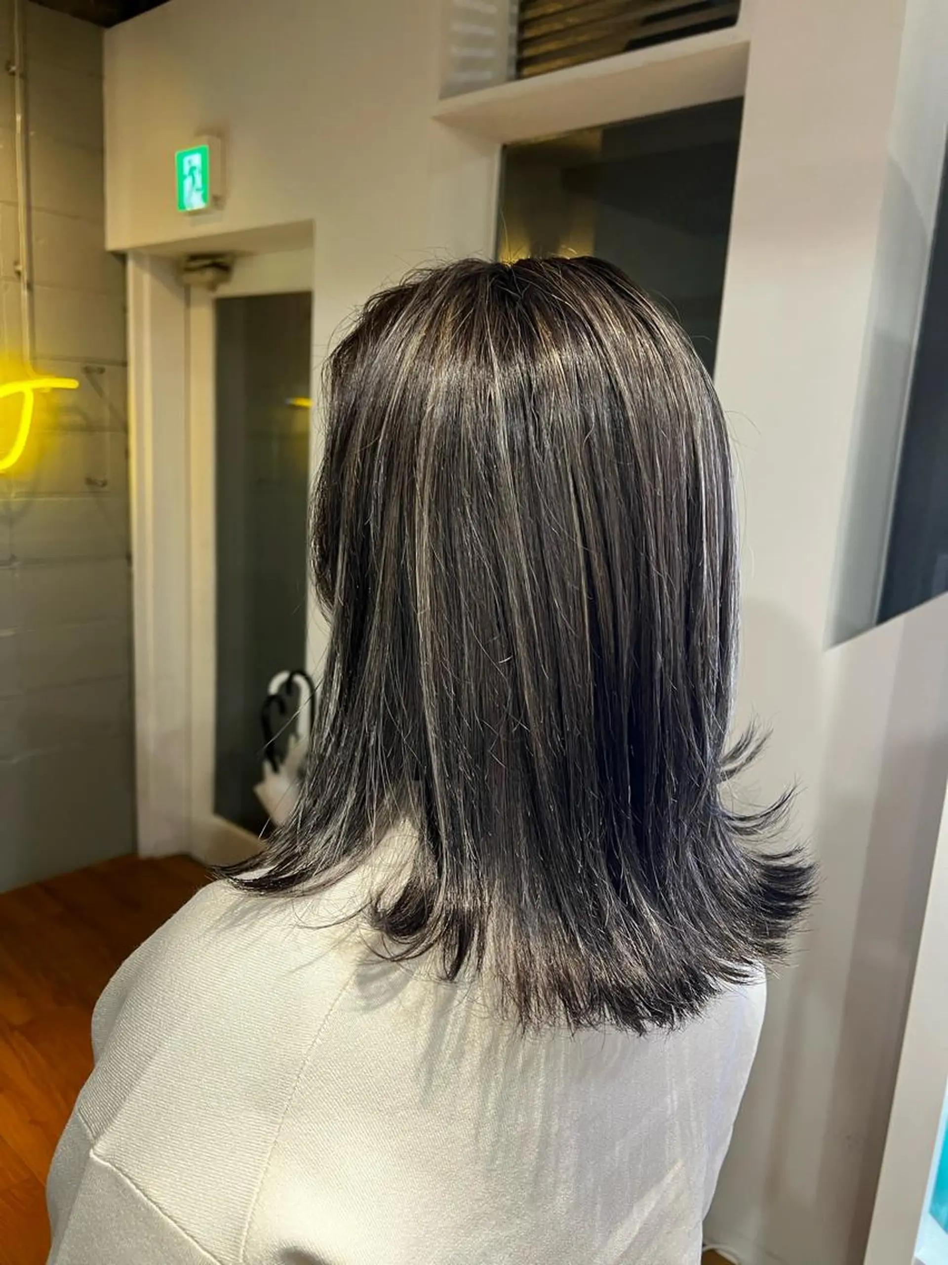 ミディアム カラー ヘアアレンジ ヘアカラー トリートメント 久米 治仁のヘアスタイル