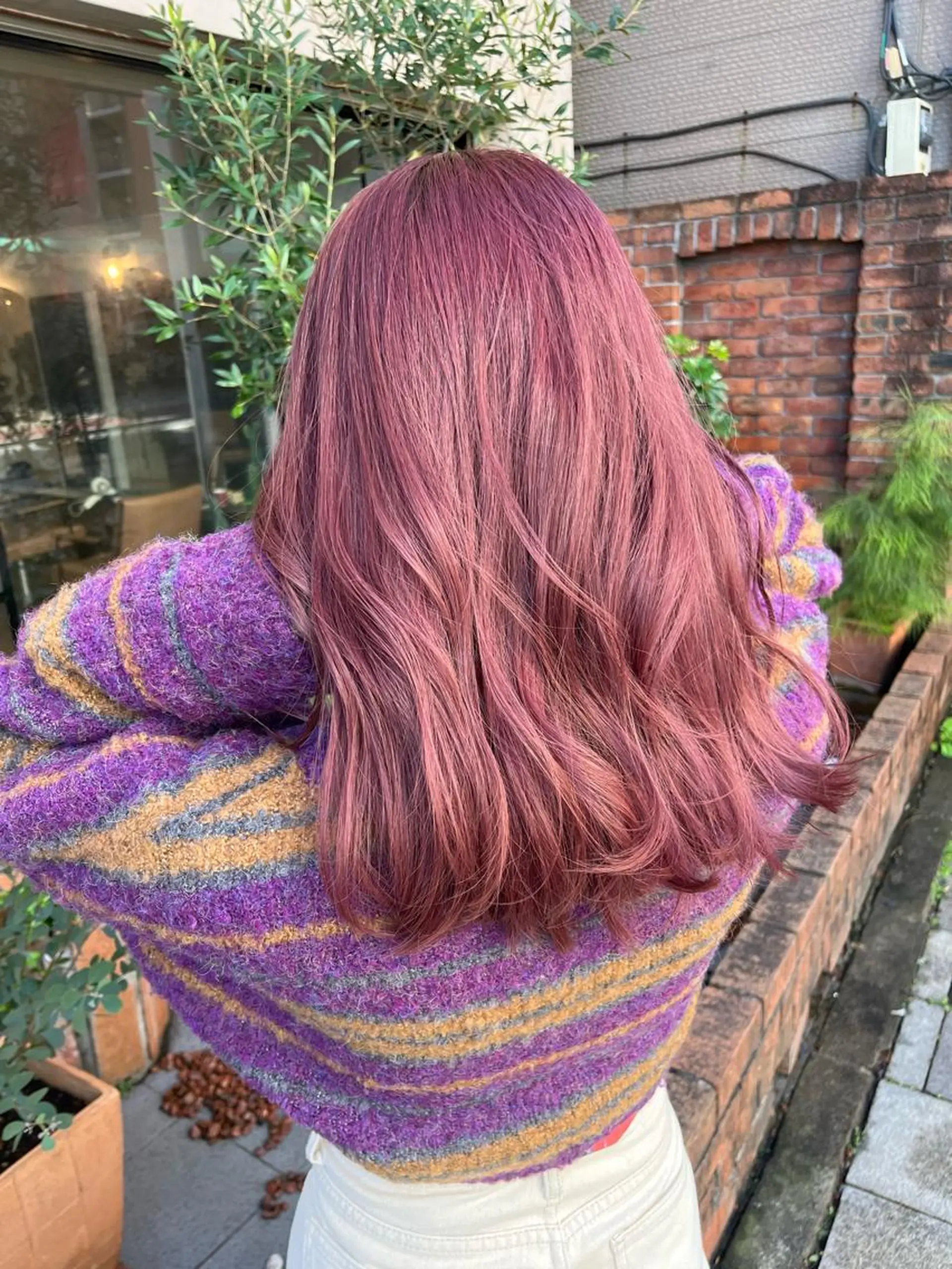 ロング カラー ブリーチ ピンクカラー ヘアカラー SHIAN 八王子👼鬼塚さやかのヘアスタイル