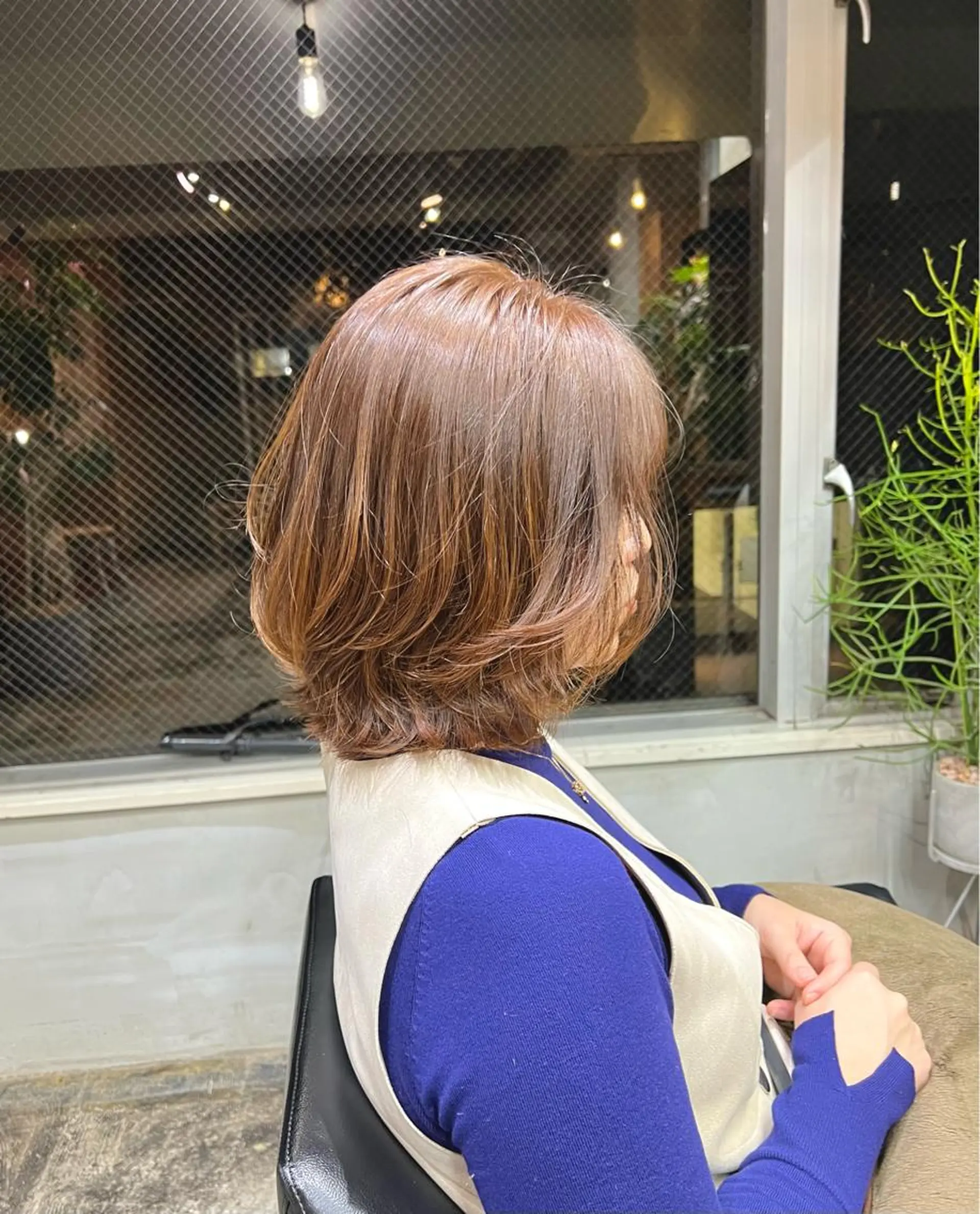 ミディアム ボブ くびれヘア 外ハネヘア 北花田美容師🍃村尾 光太/むらのヘアスタイル