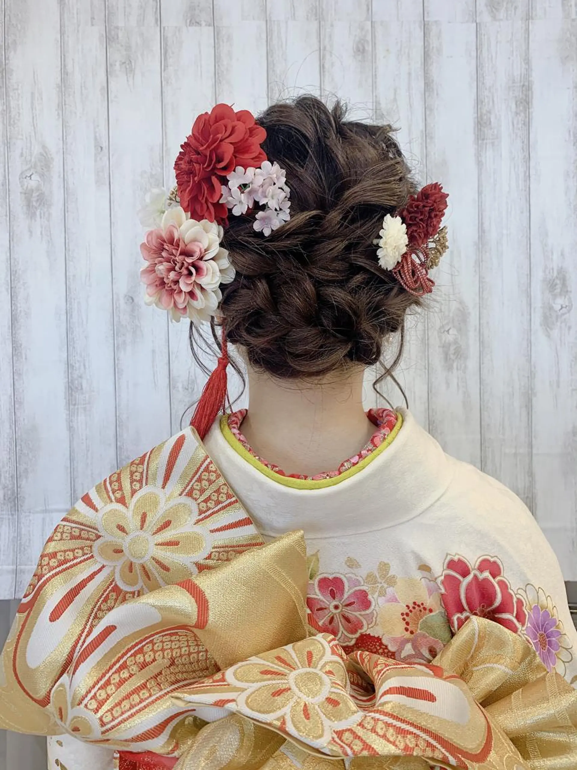 ロング ヘアアレンジ 成人式 ヘアアレンジ にいた　かづしげのヘアスタイル