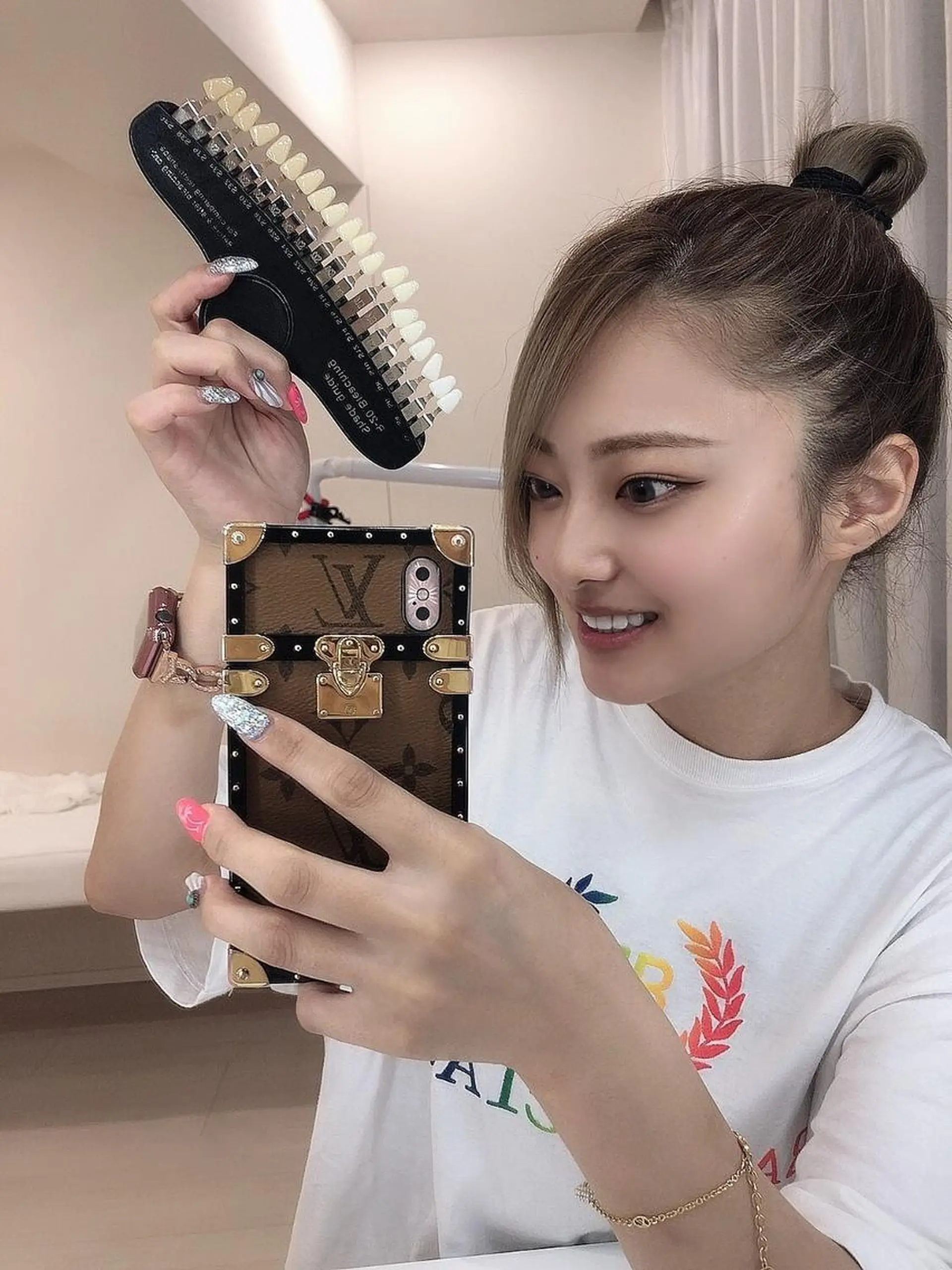 ネイル ヘアアレンジ メンズ マツエク・マツパ アイブロウ パーマ カラー ショート キッズ ホワイト ライトビューティー 銀座本店のエステ・リラクイメージ
