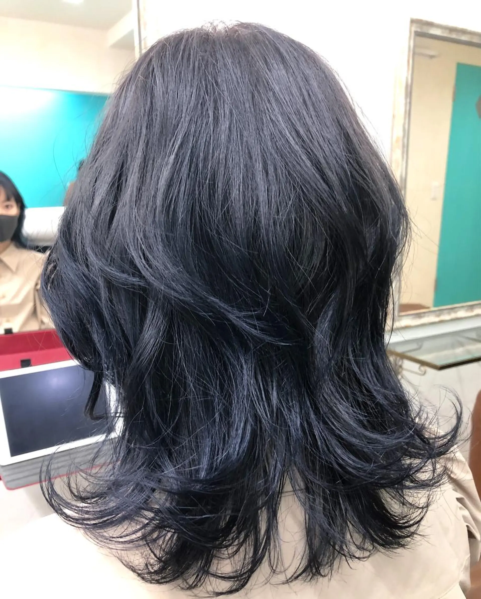 ショート カラー ブリーチ ブルーカラー ブルージュ ヘアカラー トリートメント TOWA 野村　コウダイのヘアスタイル