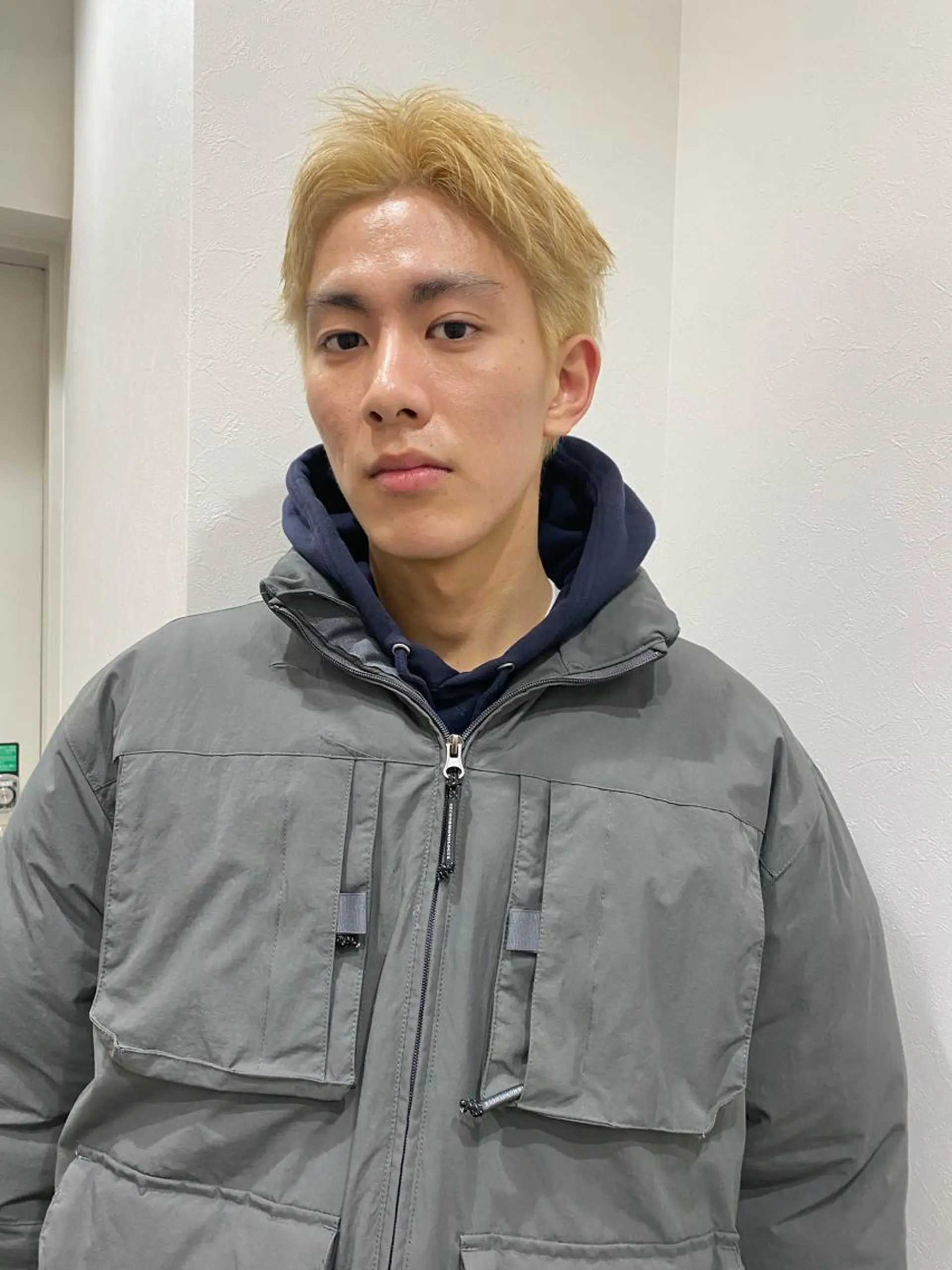 ショート カット ヘアカラー トリートメント too good所属・gouru 難波美容師のヘアスタイル