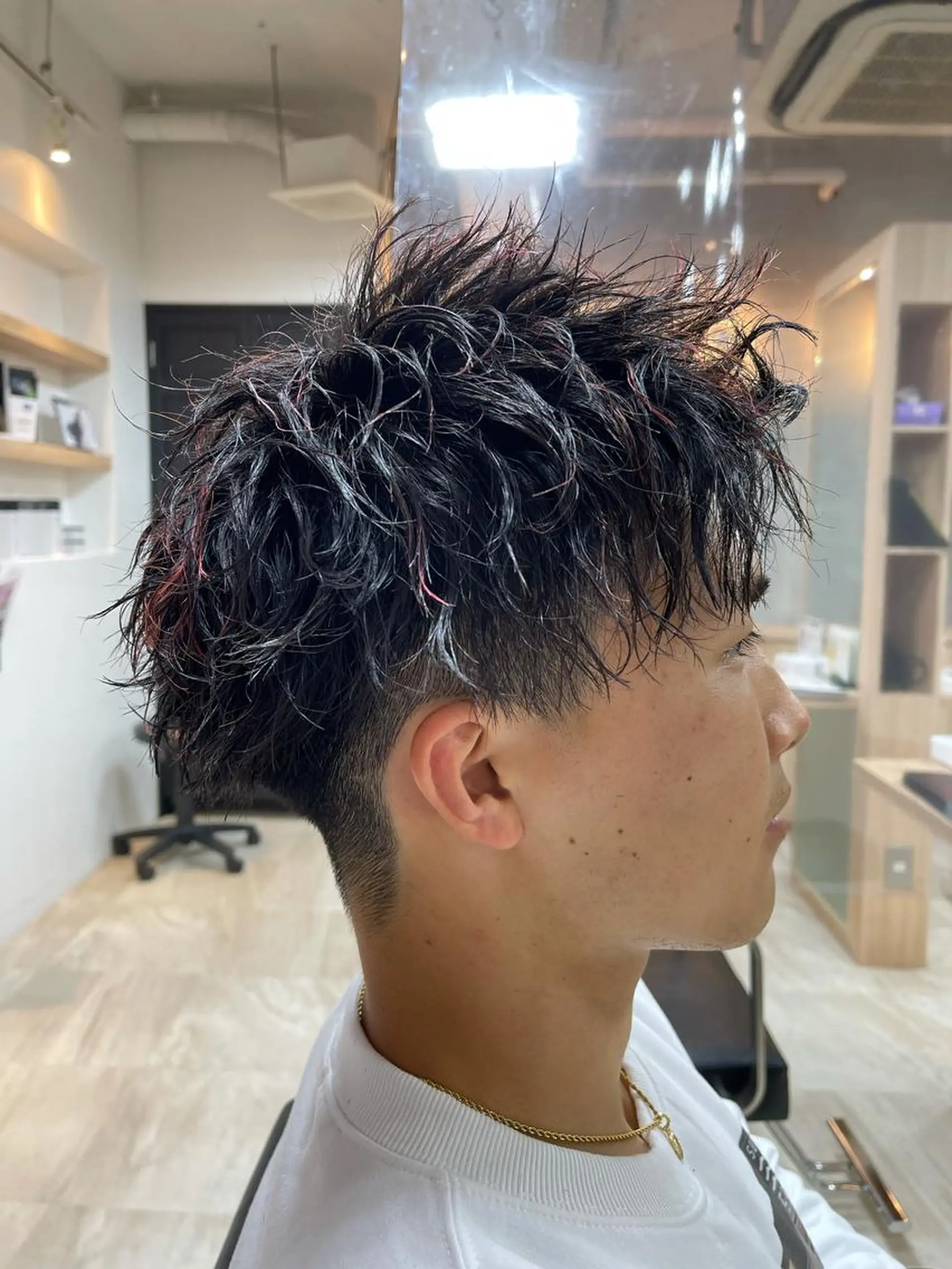 ショート パーマ メンズ メンズメッシュ メンズパーマ ツイストスパイラルパーマ スパイラルパーマ 🫧似合わせカット 立川TOSHIKIのヘアスタイル