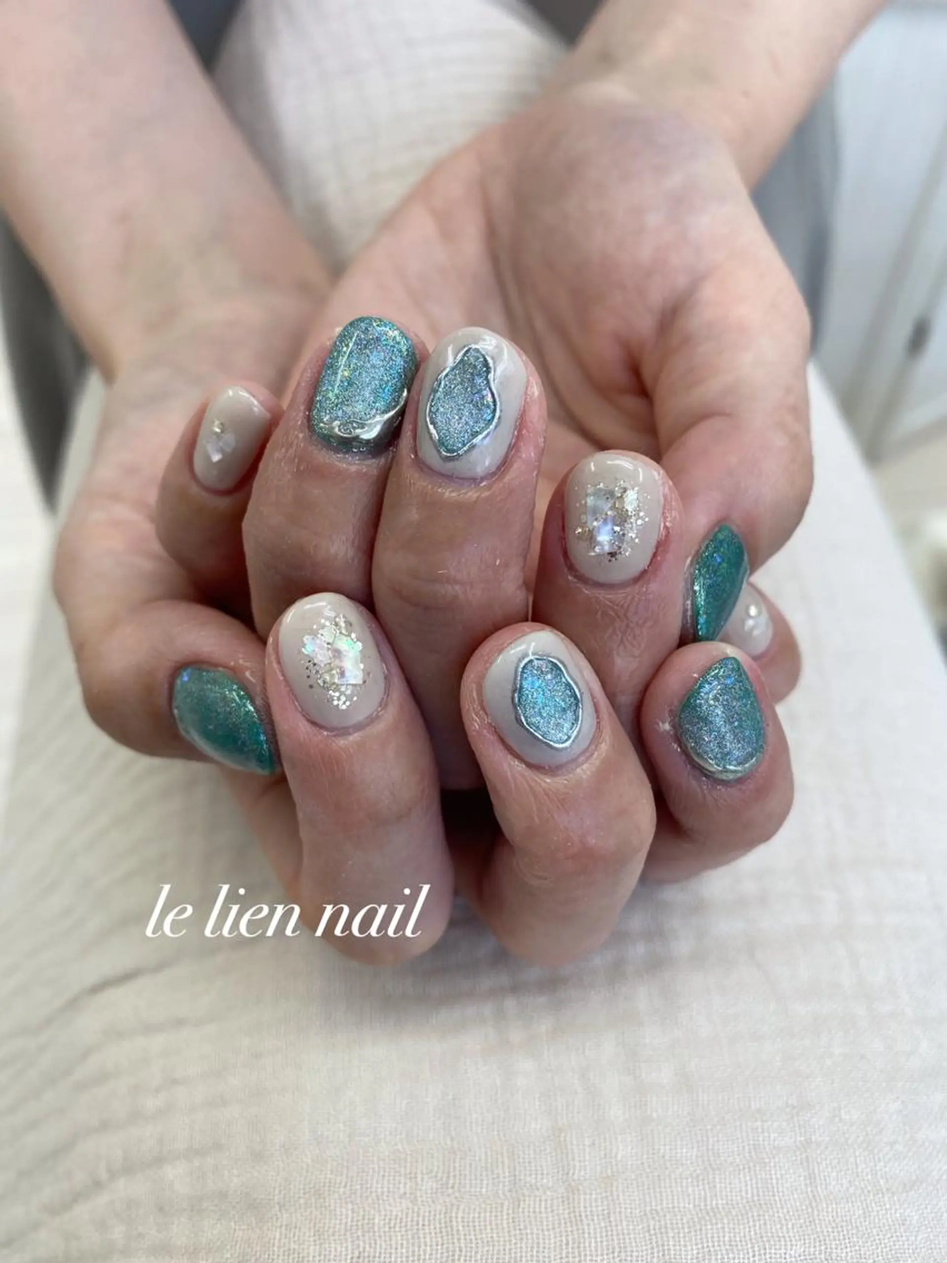 ネイル アートネイル マグネットネイル ニュアンスネイル ハンドネイル le lien nailのネイルデザイン