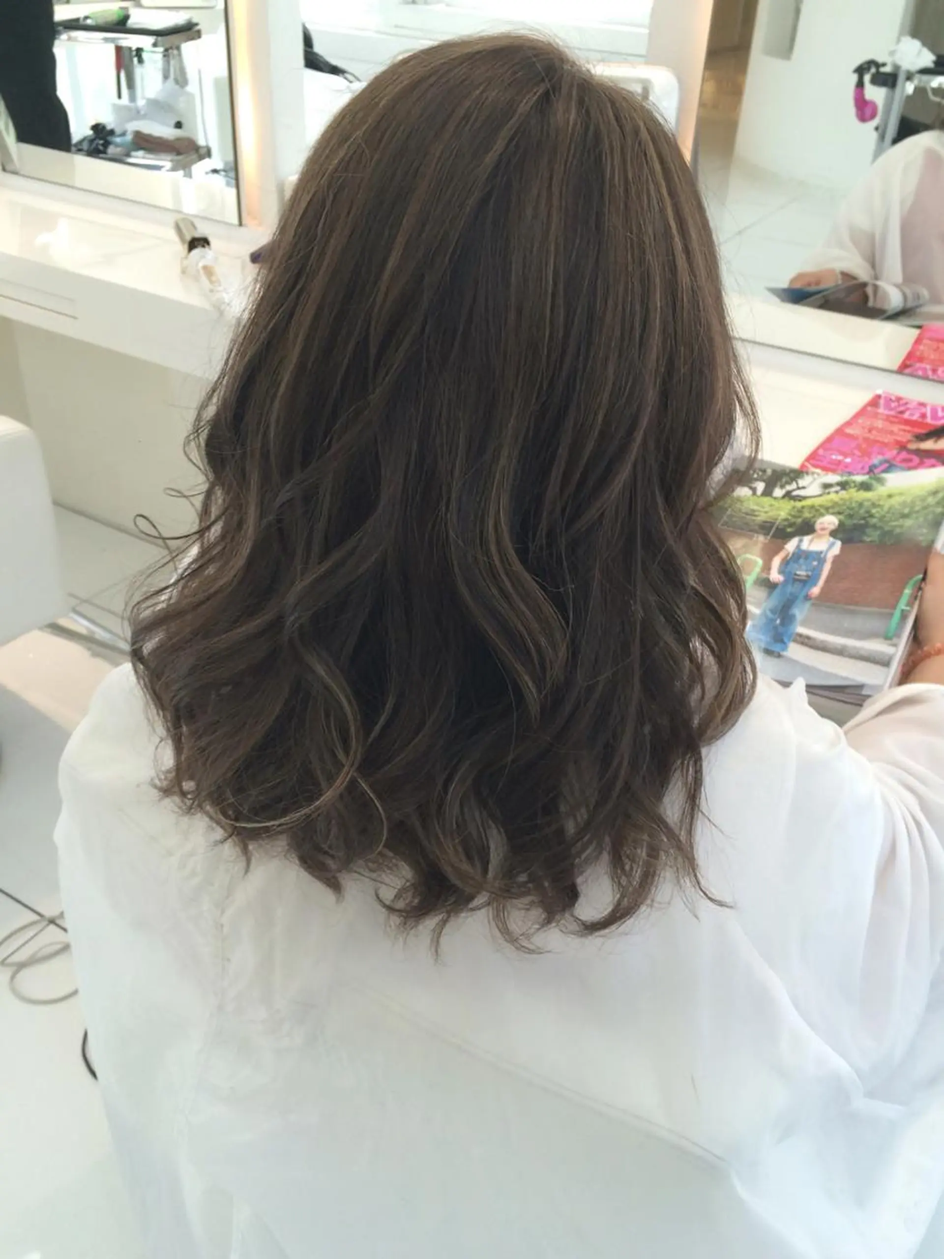 ミディアム セミロング ロング カラー ハイライトカラー 外国人風カラー ハイライト STAR所属・内藤 達也のヘアスタイル