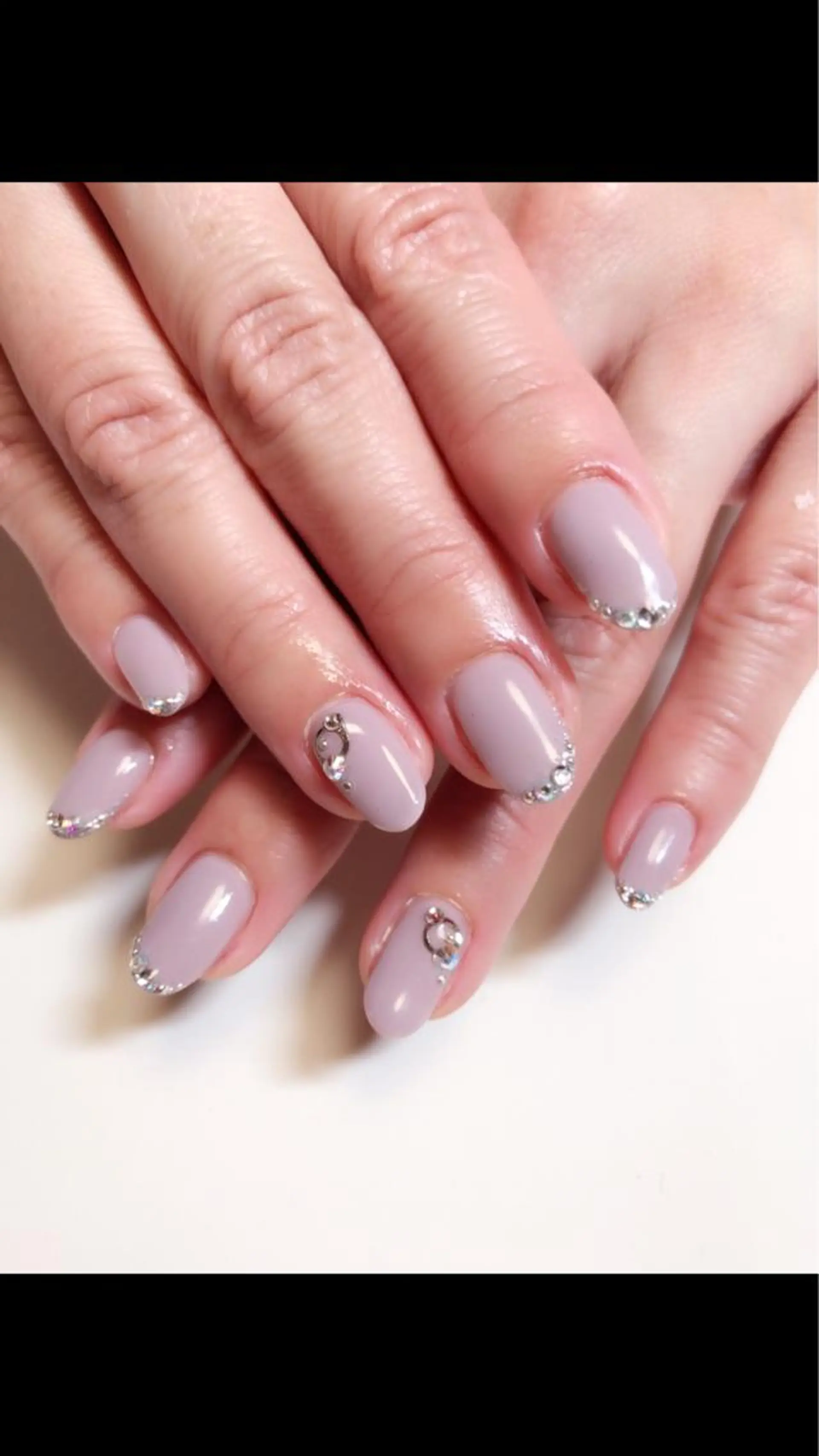 ネイル ワンカラーネイル ストーンネイル 'mm所属・'mm  (ミリ) ＭＡＮＡＭＩのネイルデザイン