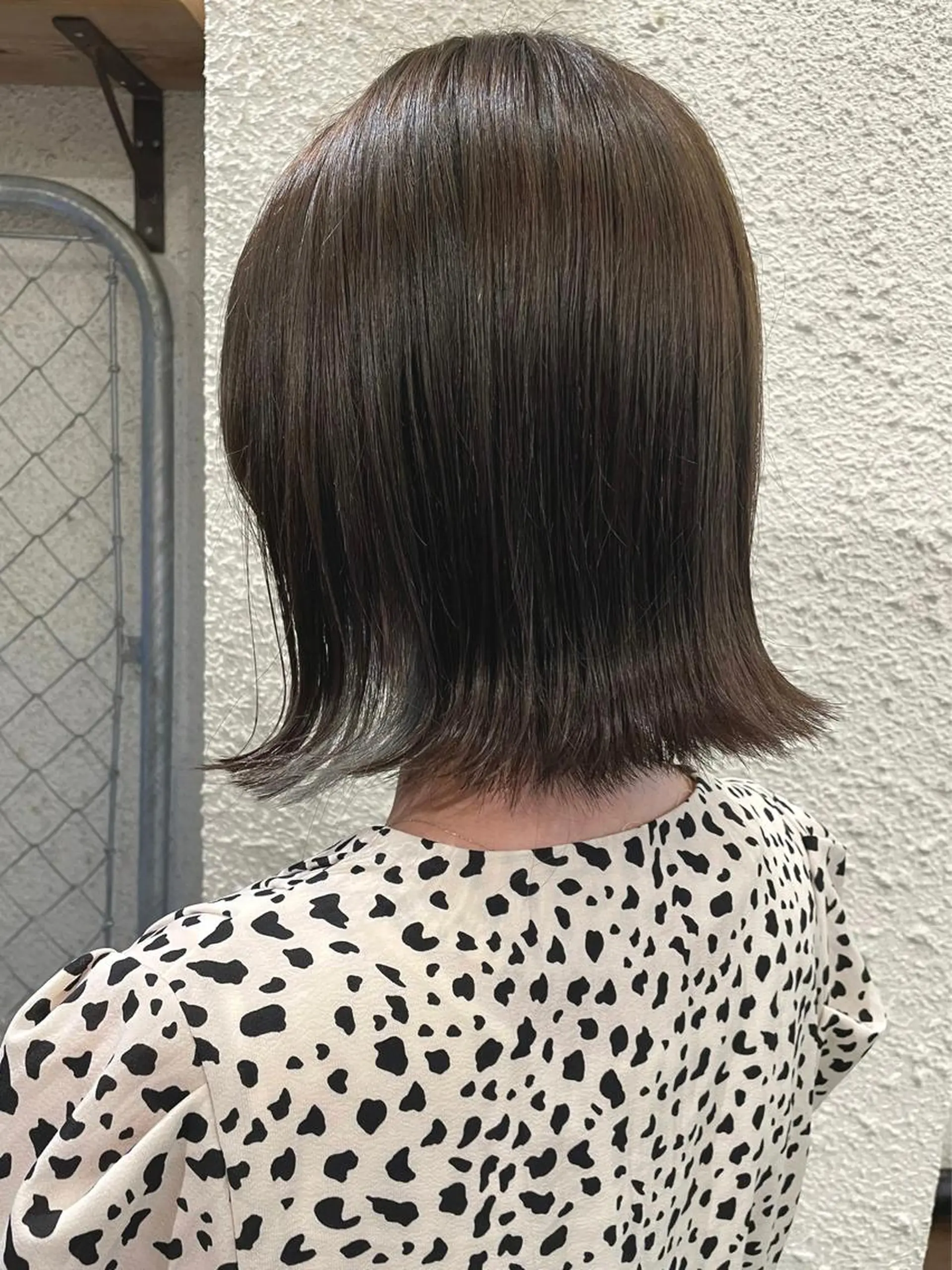 ショート カラー 坂田 友梨奈のヘアスタイル