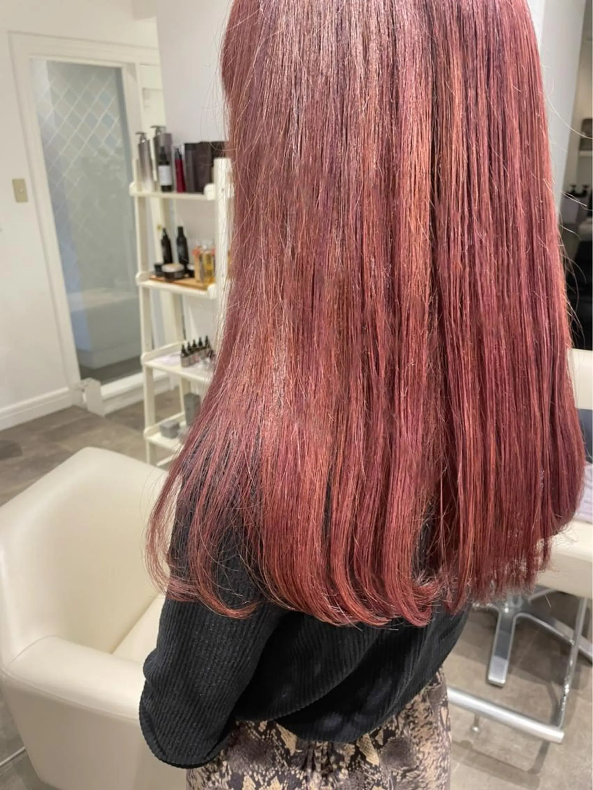 ロング カラー ブリーチ ケアブリーチ ラベンダーカラー ピンクカラー ピンクラベンダー SHEARA BY CARE所属・. AYUKAのヘアスタイル