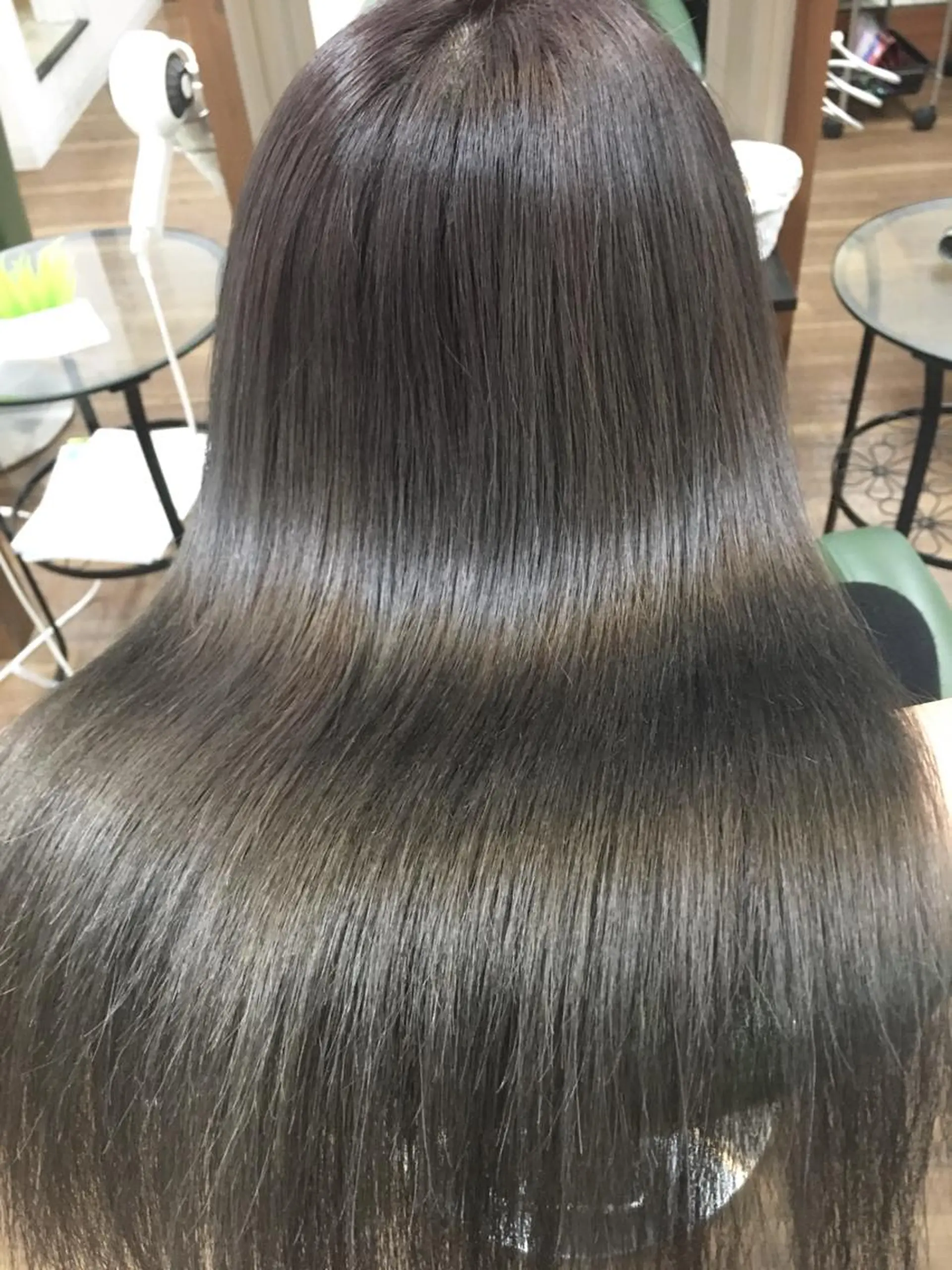 セミロング カラー PALETTE(パレット)所属・SHIORI💜艶々 柔らかカラーへ💜のヘアスタイル