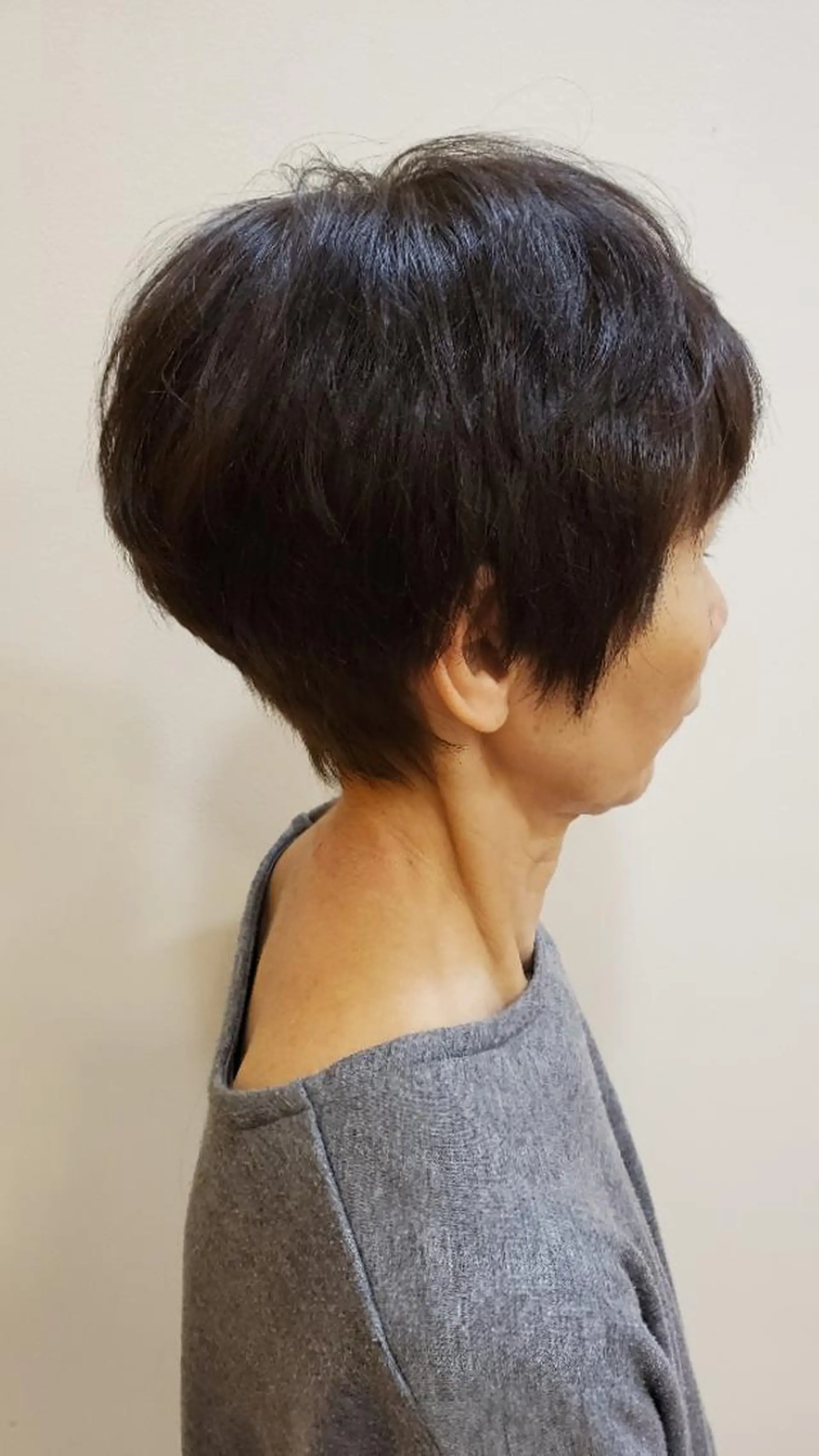 ショート 齋藤 愛美のヘアスタイル