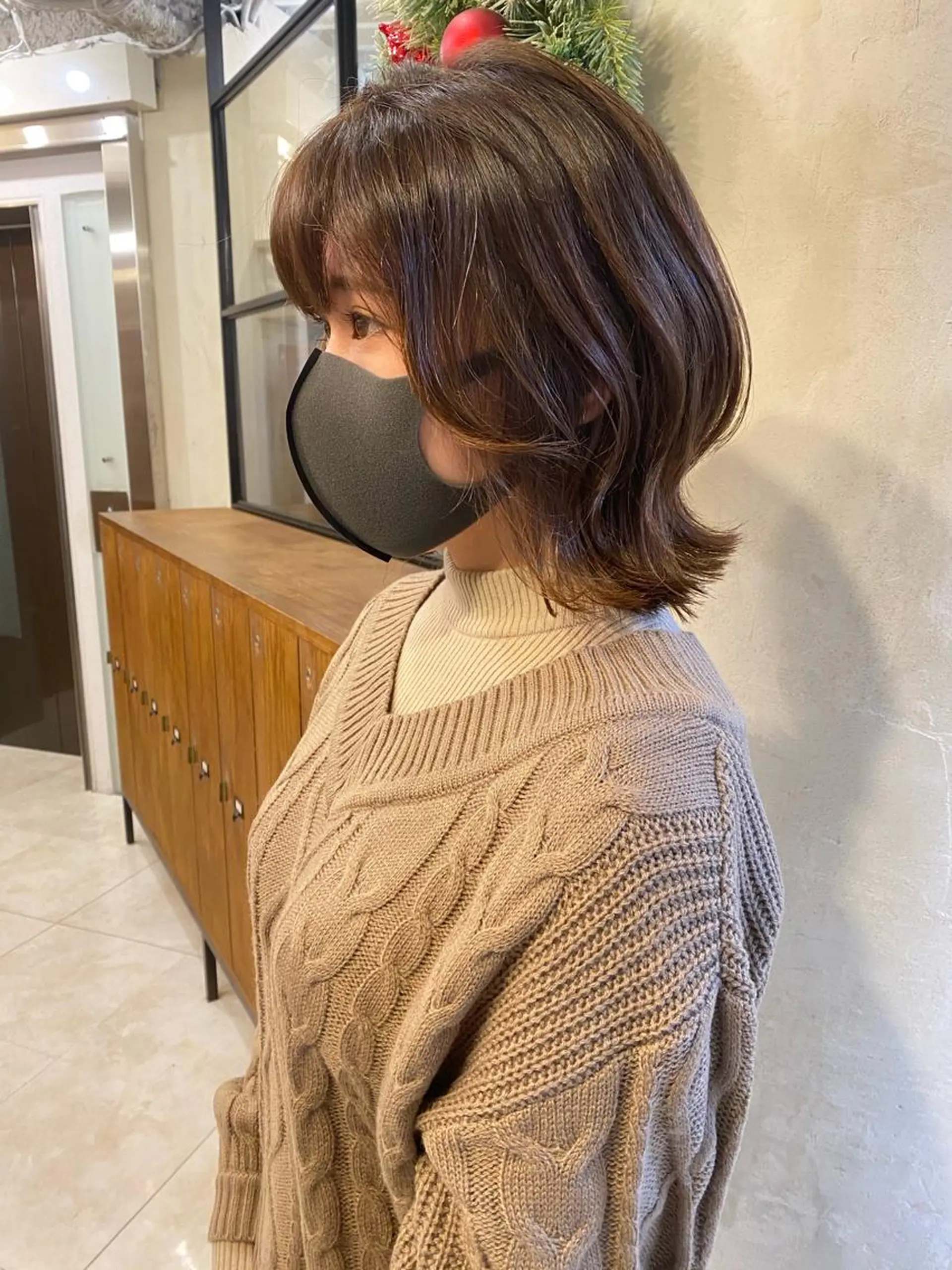 ミディアム くびれヘア くびれレイヤー レイヤーカット 鎌倉 彩のヘアスタイル