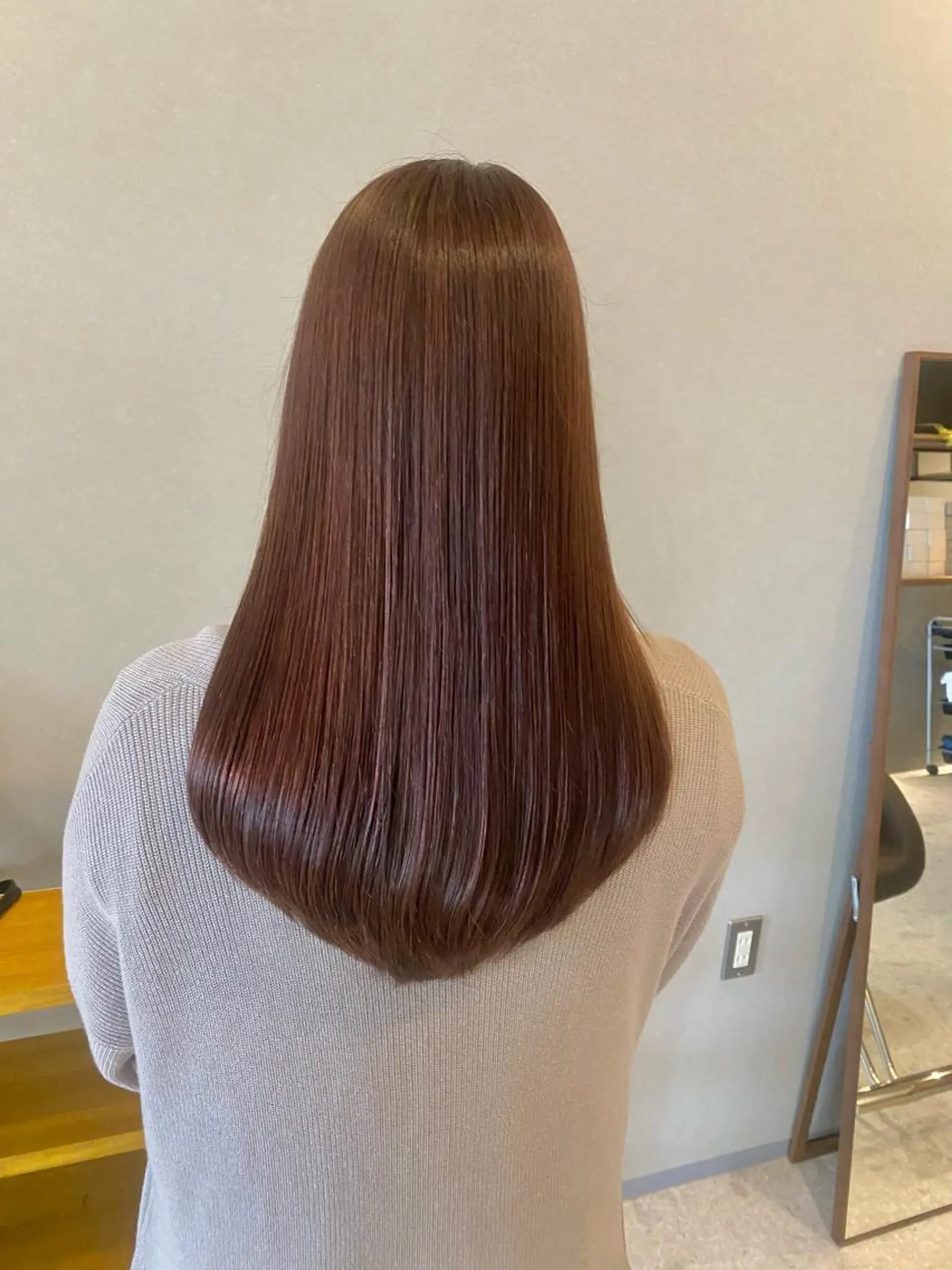 ロング アッシュ カット ヘアカラー トリートメント Forest. -髪質改善-のヘアスタイル