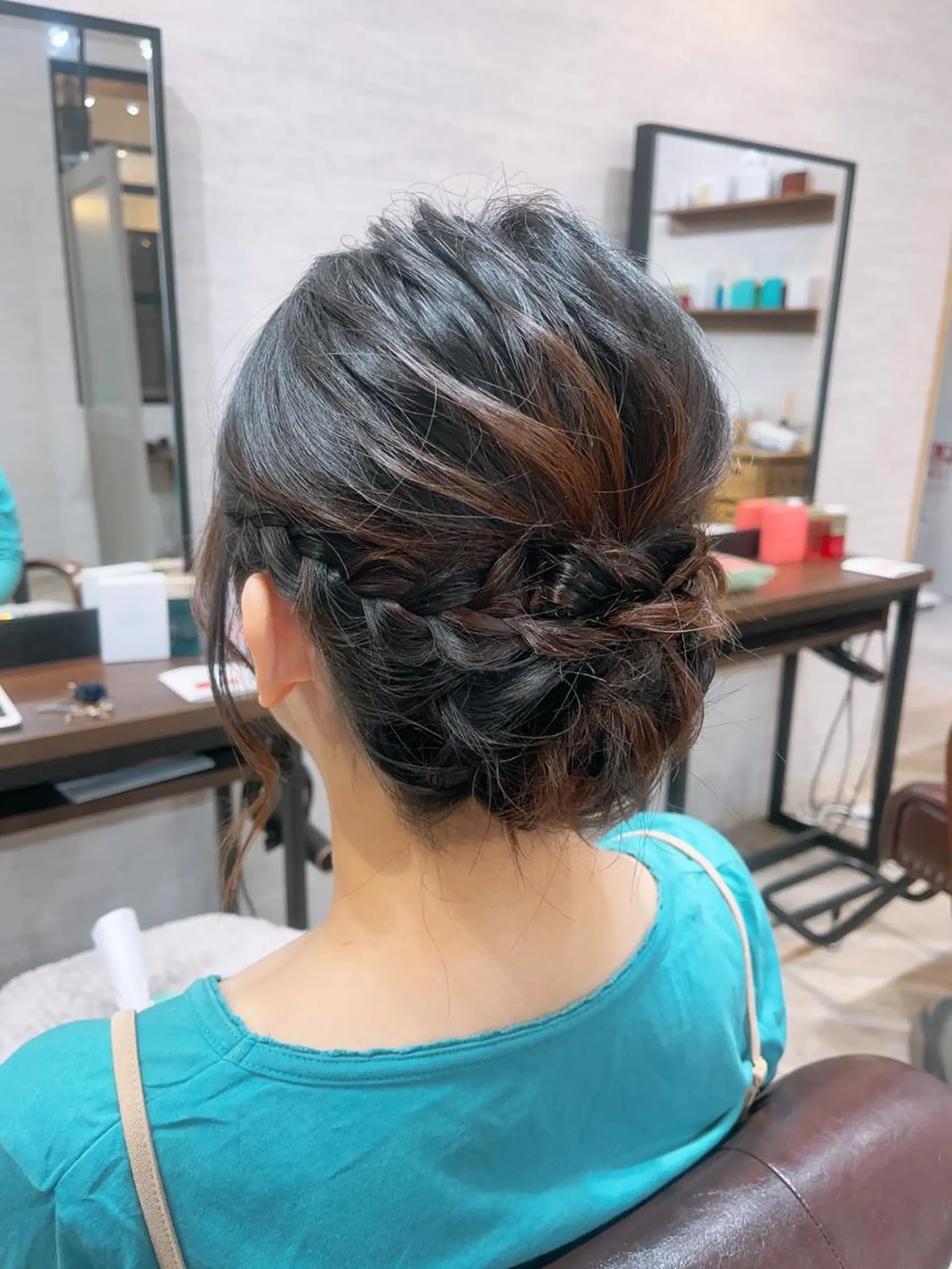 ミディアム ボブ ヘアセット 🫧ぷる艶カラー🫧 Yuubi🦩のヘアスタイル