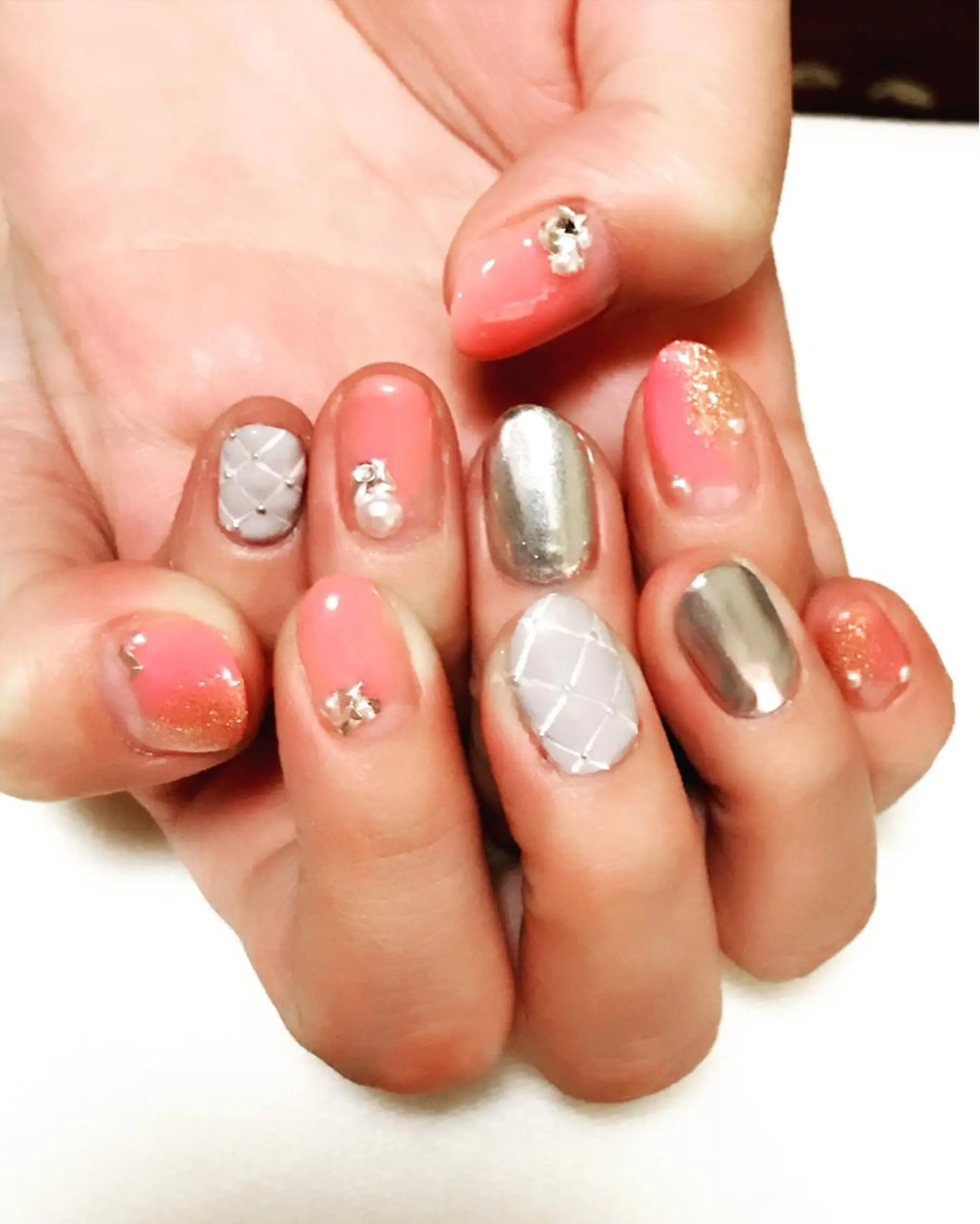 ネイル Sunny side nailのネイルデザイン