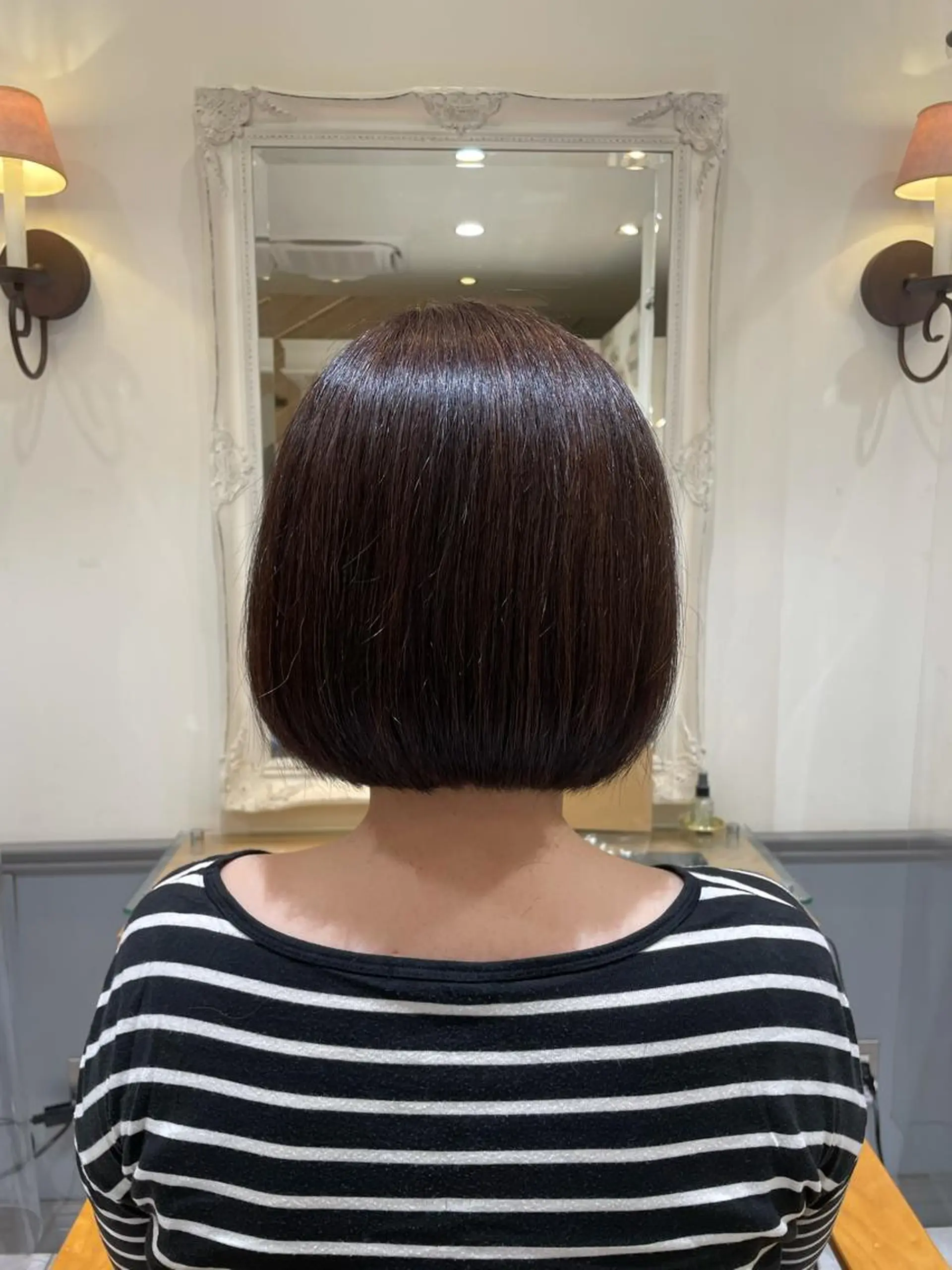 ショート ヘアカラー トリートメント 鈴木弥月/透明感カラ ー/髪質改善のヘアスタイル