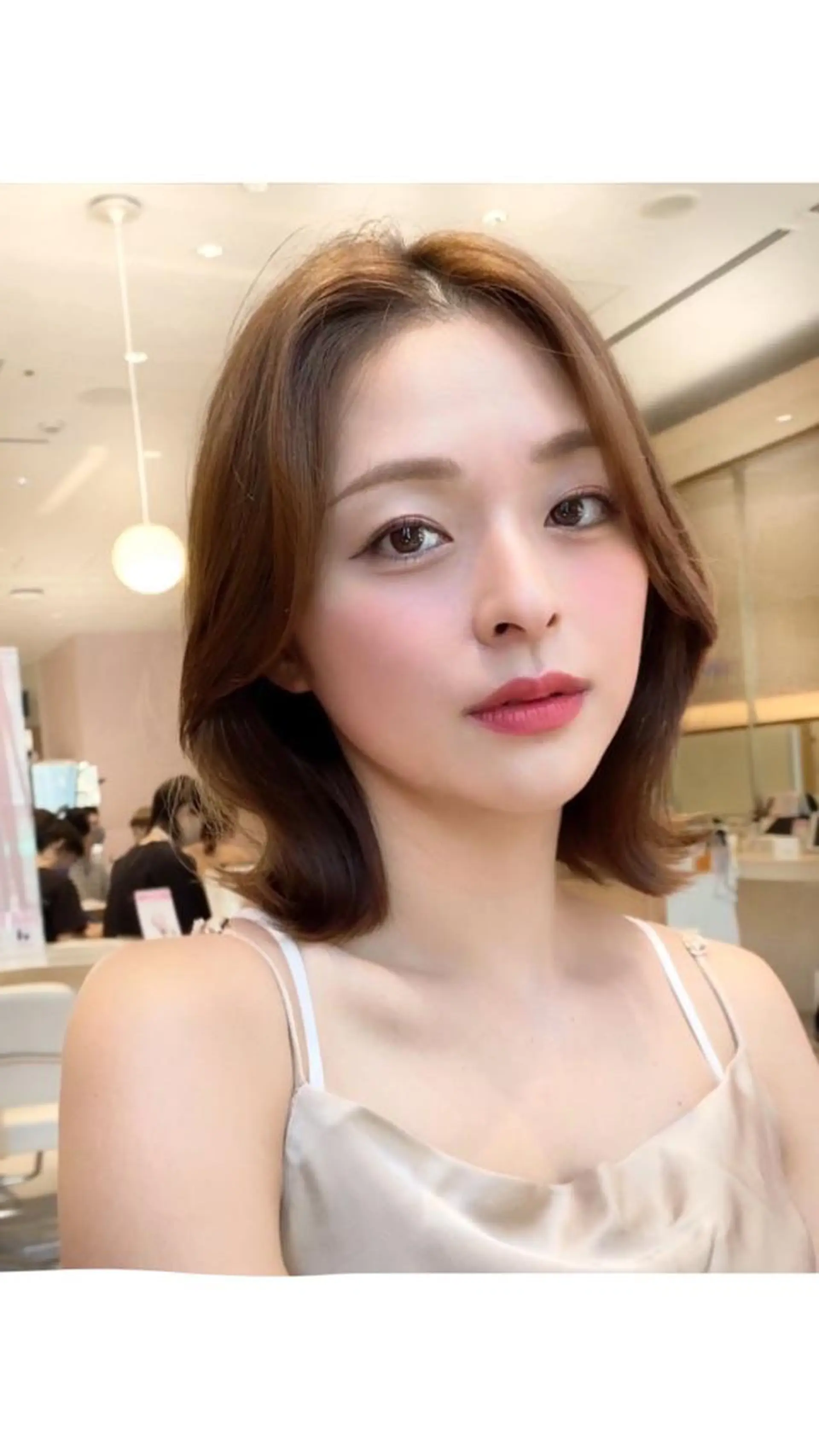 ミディアム カラー パーマ ヘアアレンジ カット ヘアカラー トリートメント ヘアセット 小野寺瑞希 /最小顔カットのヘアスタイル