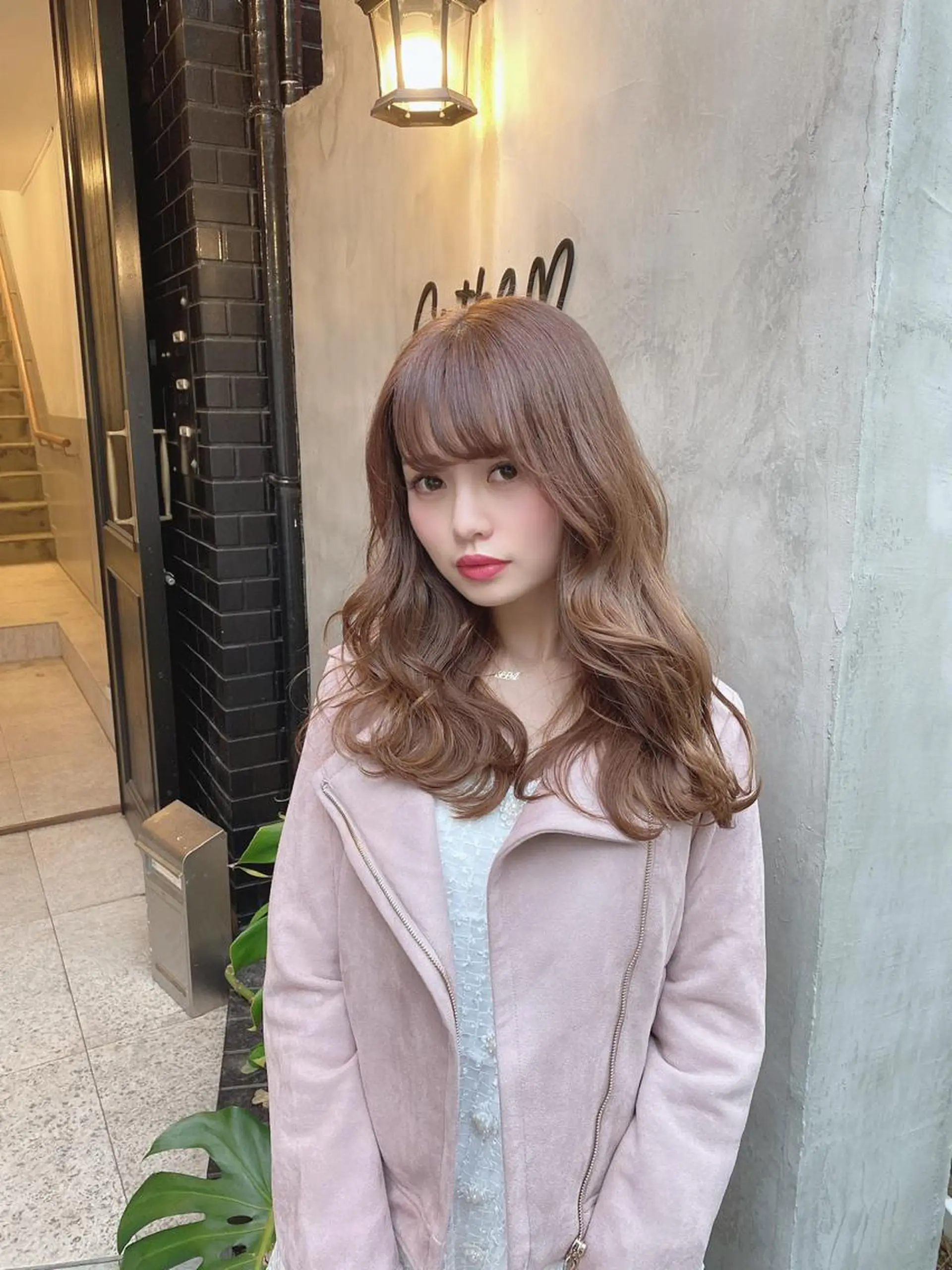 セミロング カラー 顔まわりカット✨艶髪 ✨髪質改善✨伴響佳のヘアスタイル