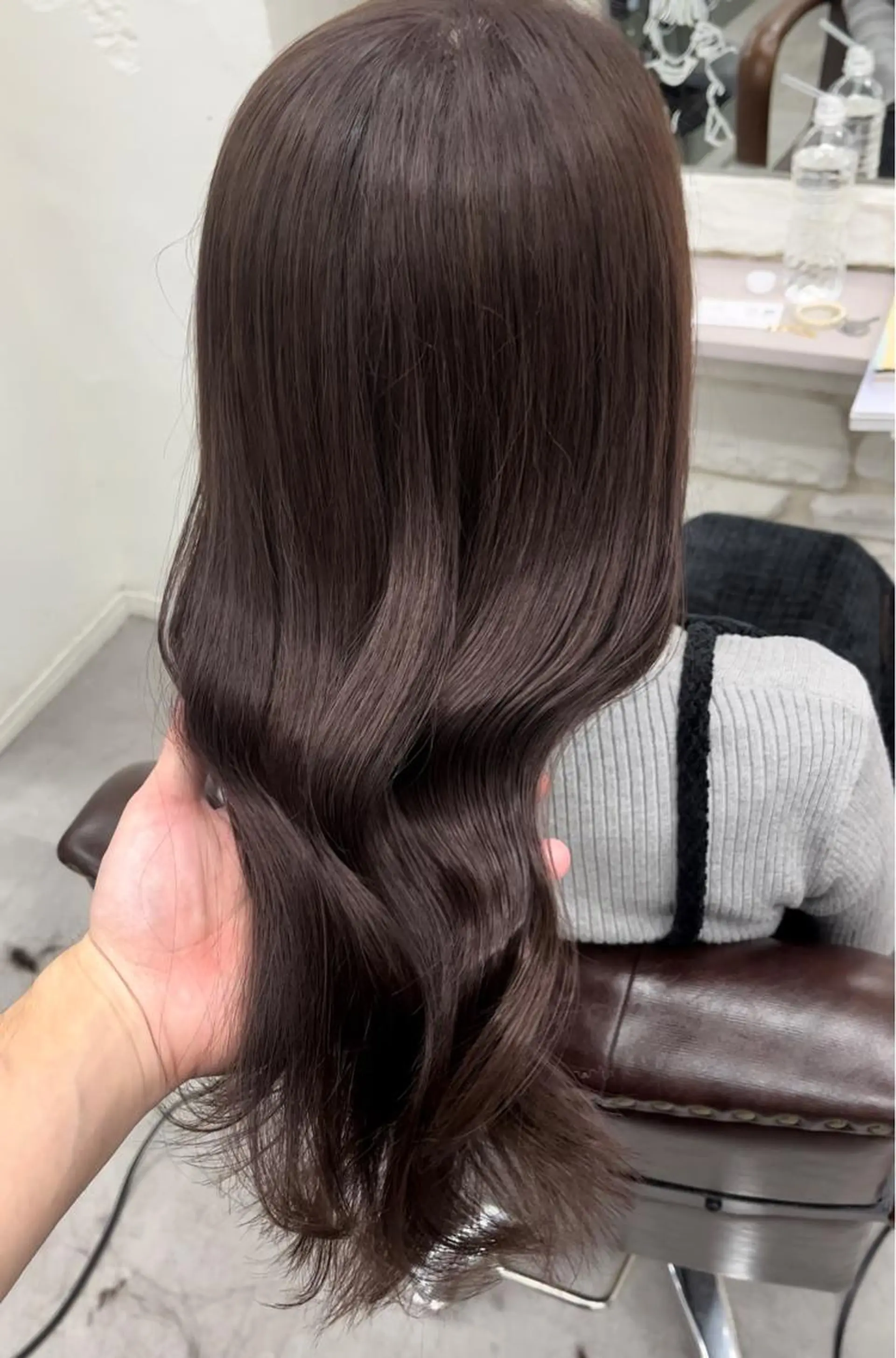 カラー グレージュ ラベンダーカラー ラベンダーグレージュ ラベンダーグレー カット ヘアカラー トリートメント 天王寺髪質改善なら よしみさん✨のヘアスタイル