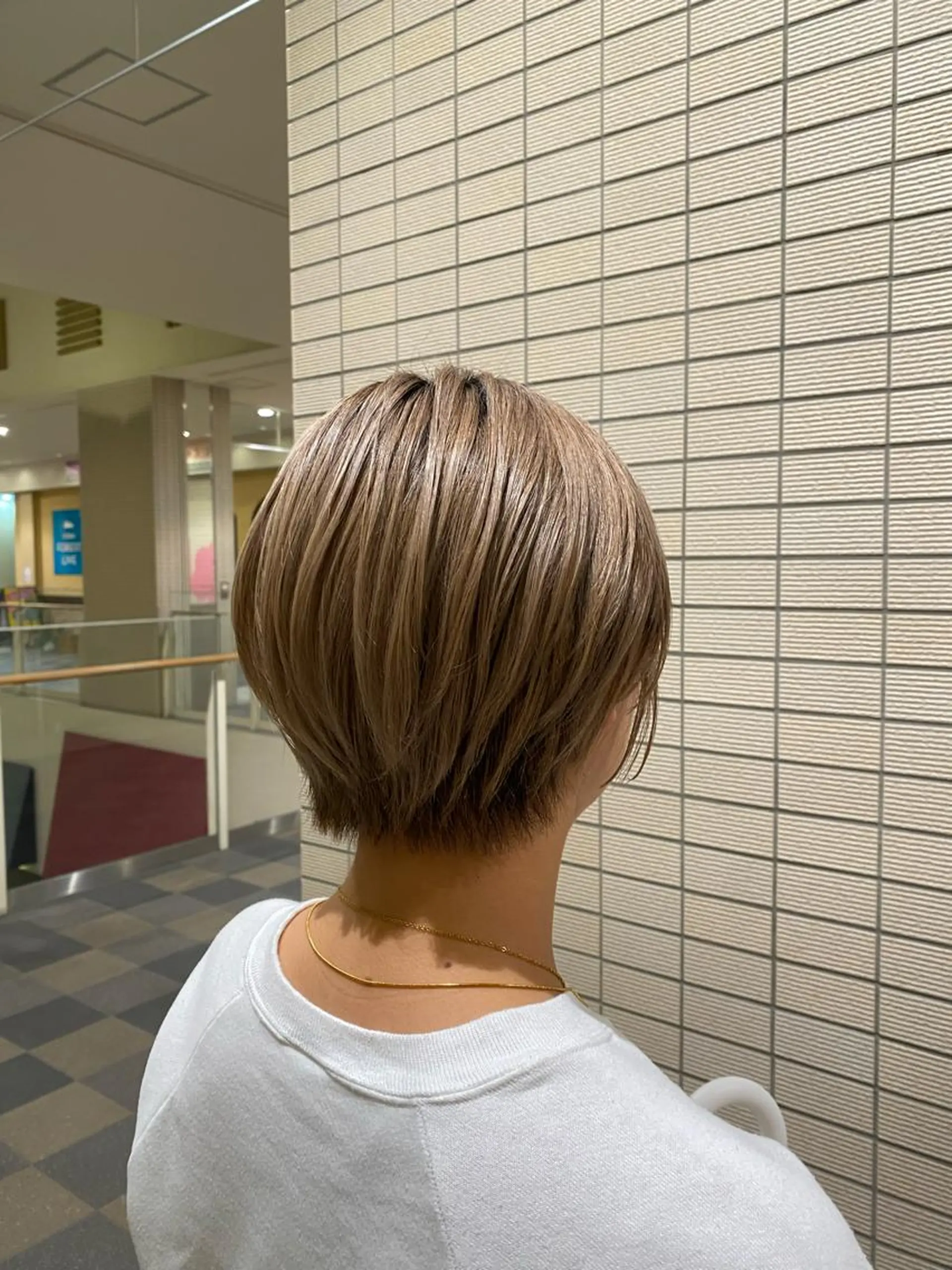 ショート ショートヘア 透明感カラー特化 🫧西岡輝美🫧のヘアスタイル