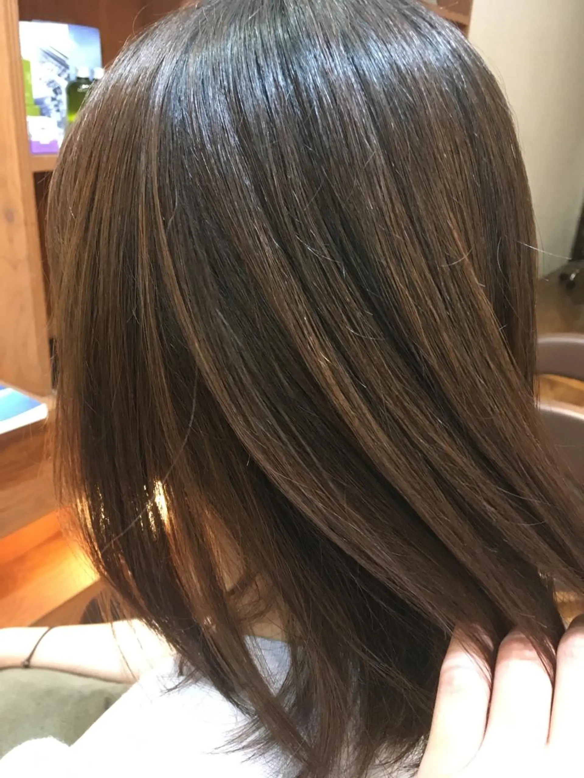 ミディアム パーマ カット 縮毛矯正 トリートメント 菅村 勇亮のヘアスタイル