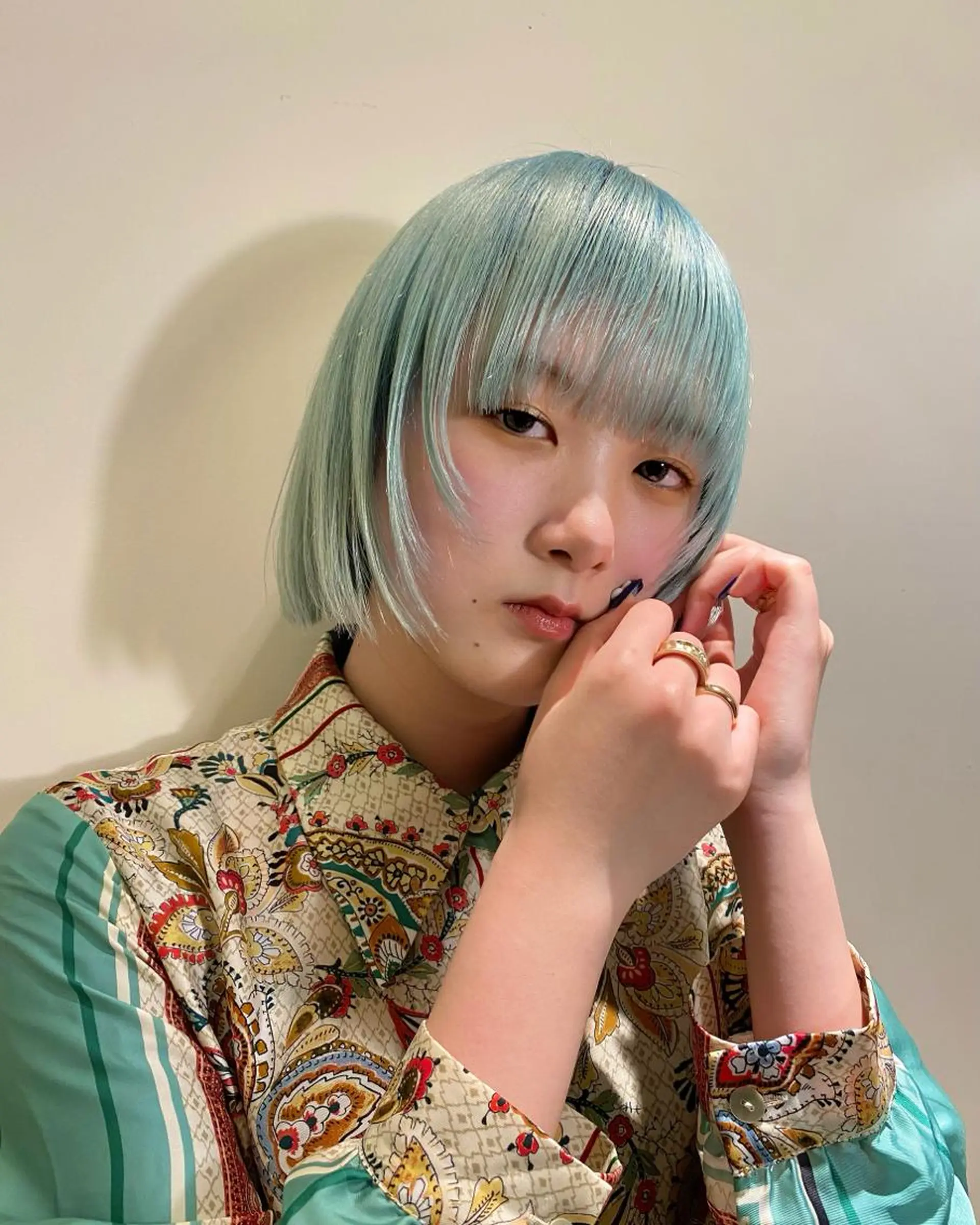 ショート カラー ブリーチ ミント ミントグリーン 顔まわりレイヤー 顔周りカット 🫶🏻桃果🫶🏿 只今休職中のヘアスタイル