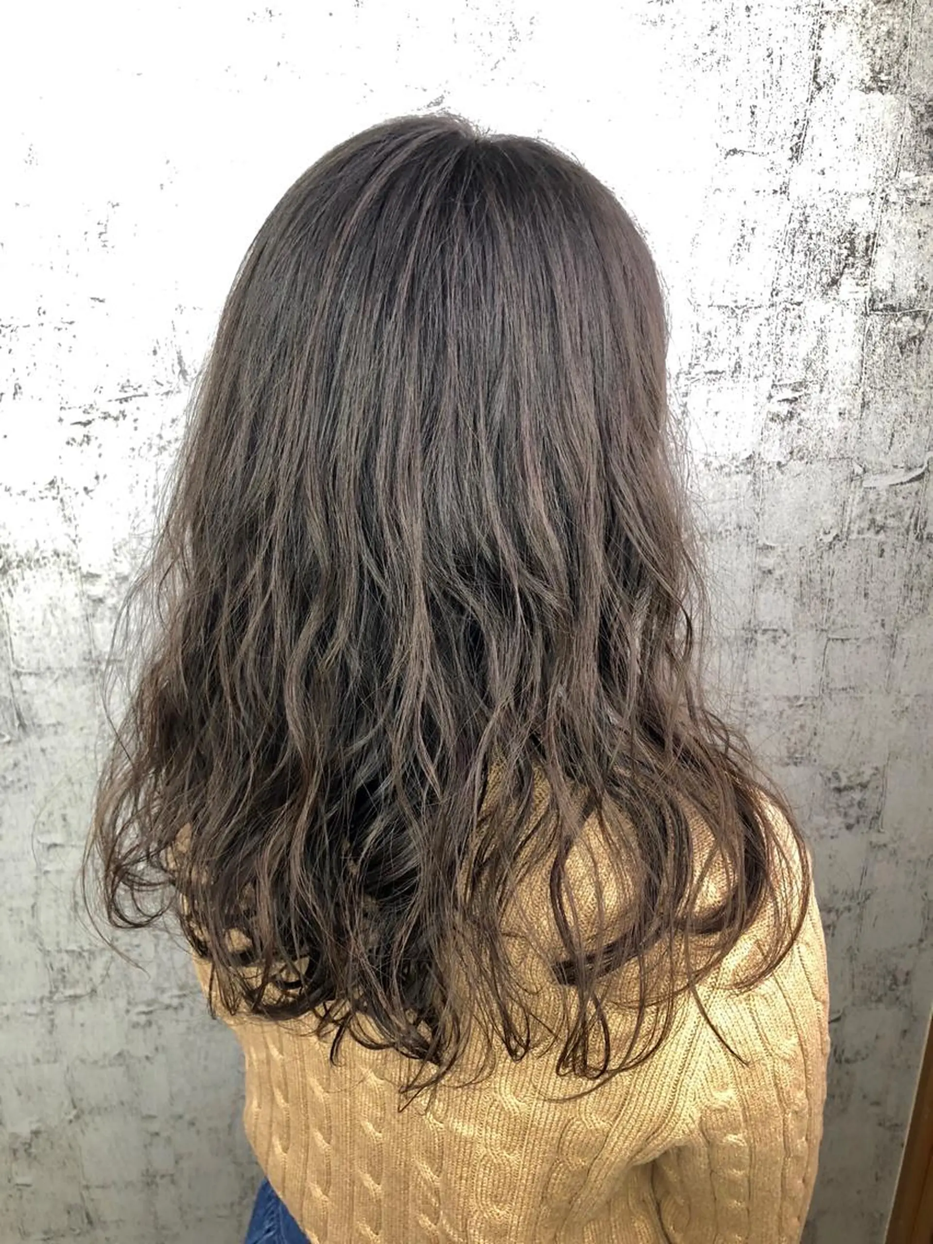 ロング パーマ 透明感カラー✨ツヤ髪 廣畑昌志のヘアスタイル