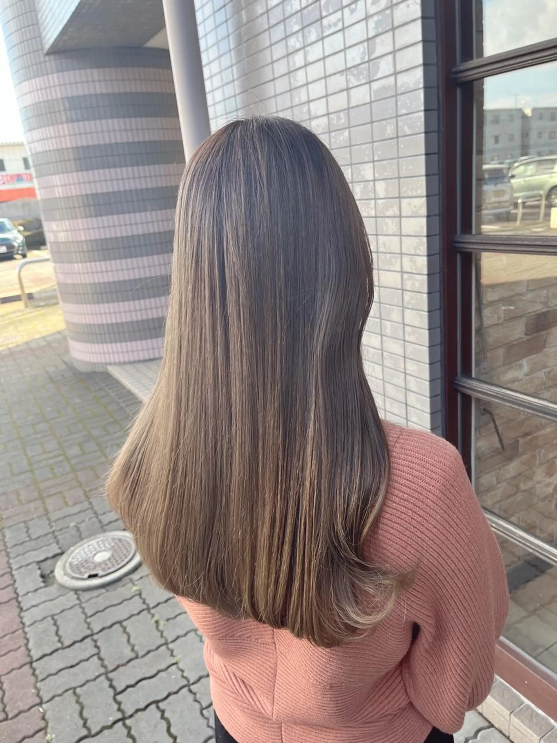 ロング ヘアカラー 🧡ミルクティー/ レイヤー🧡ショウナのヘアスタイル