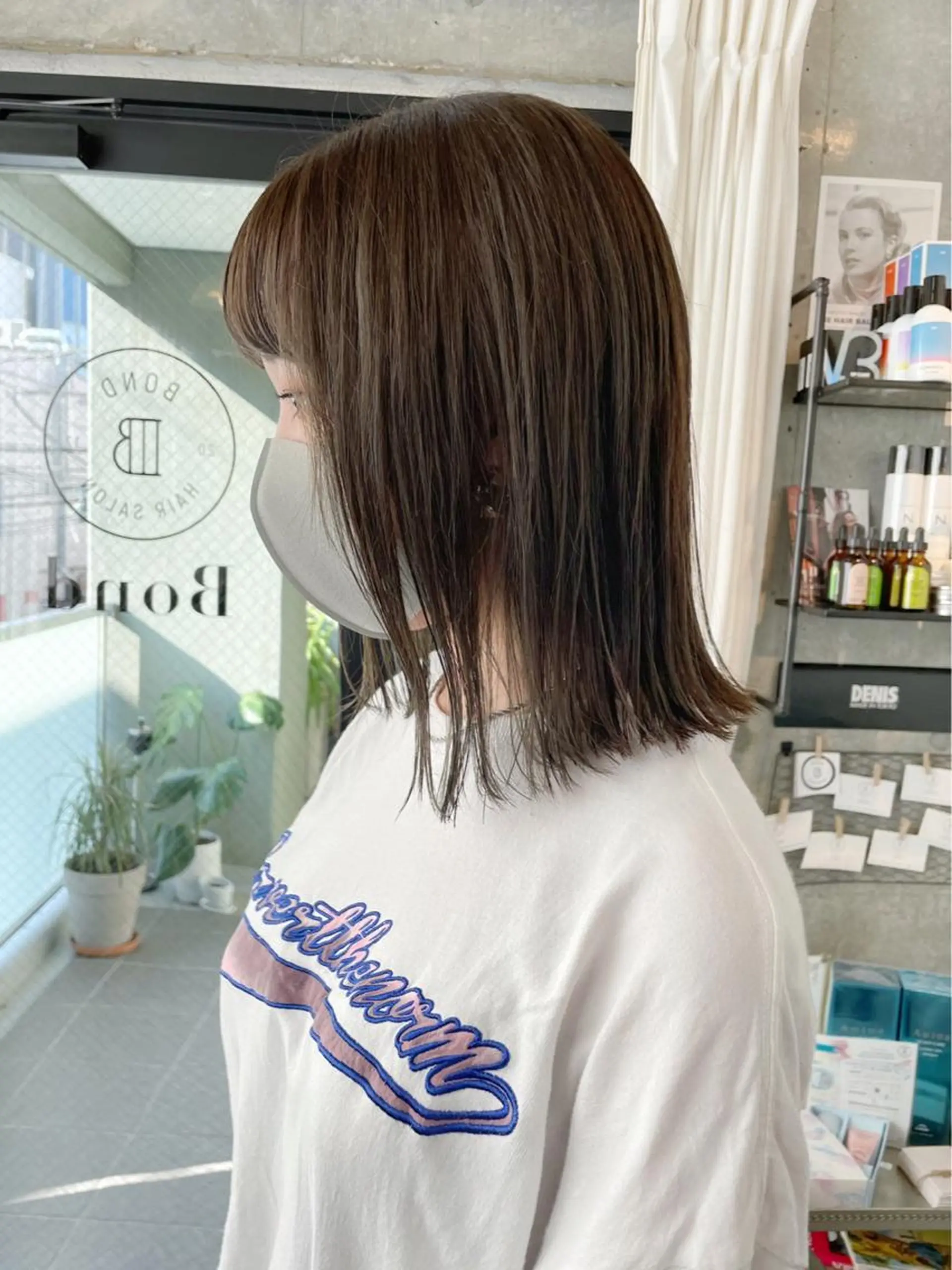 ミディアム カラー アッシュ アッシュグレー 切りっぱなしロブ カット ヘアカラー HIROKI ” stylistのヘアスタイル