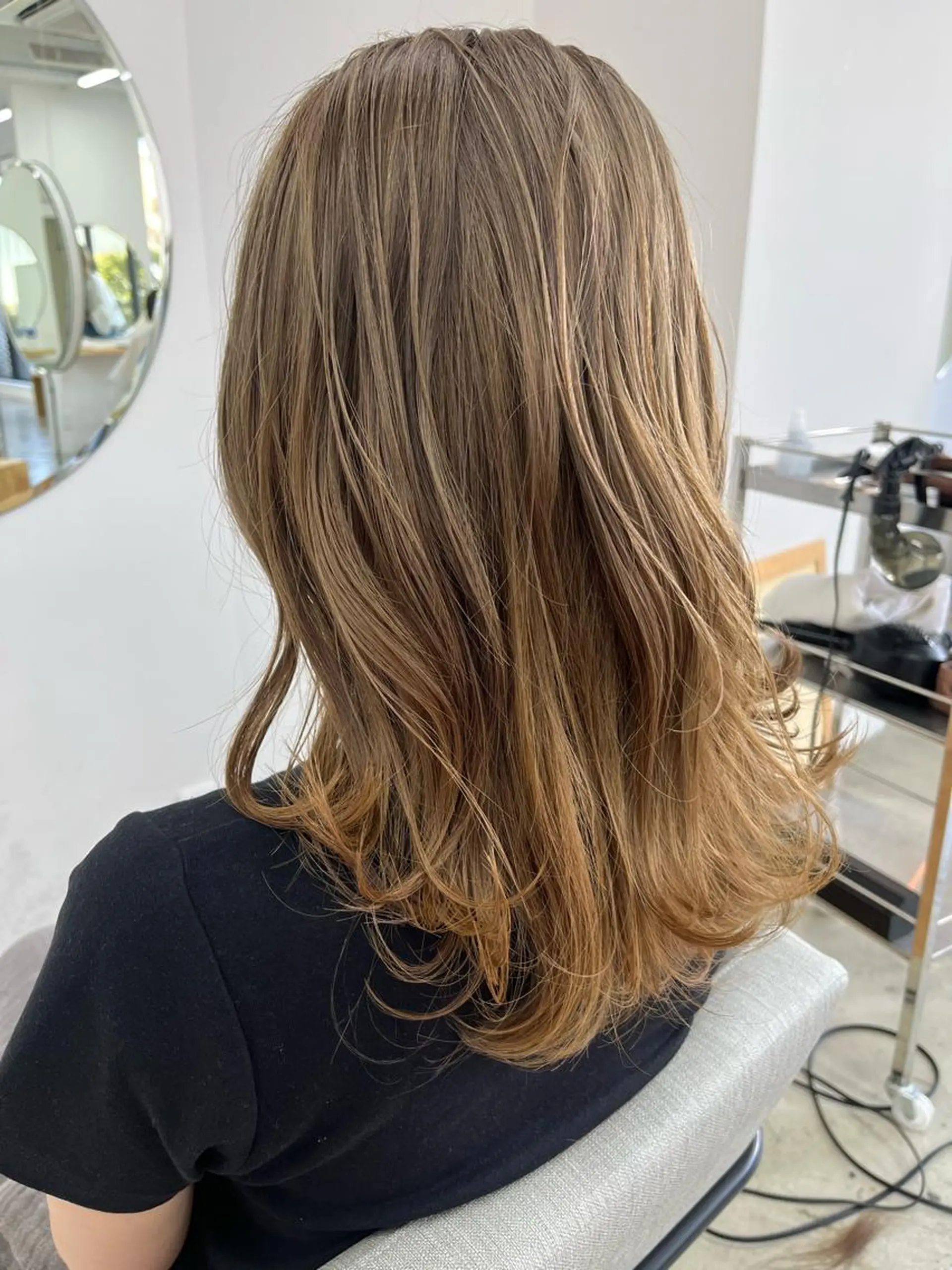 ロング カラー カット ヘアカラー トリートメント ISSIKI所属・⭐️当日OK⭐️ 岩田峻のヘアスタイル
