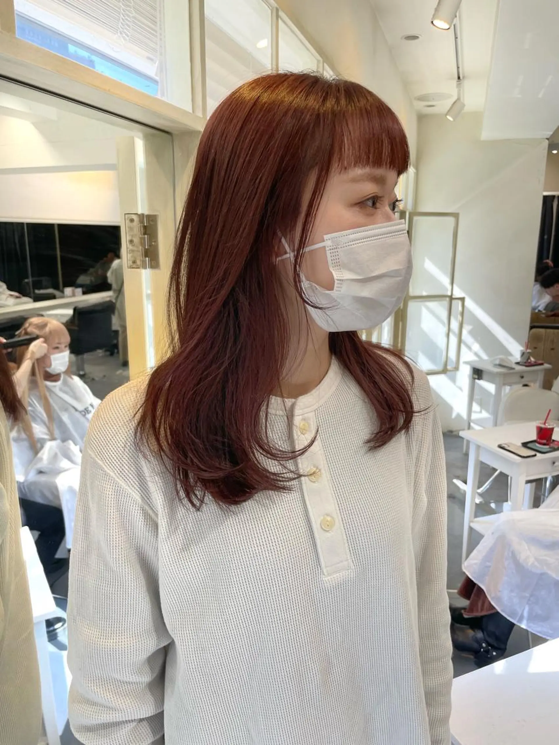 セミロング カラー ヘアカラー ぱつっとボブ 古家 佑真のヘアスタイル