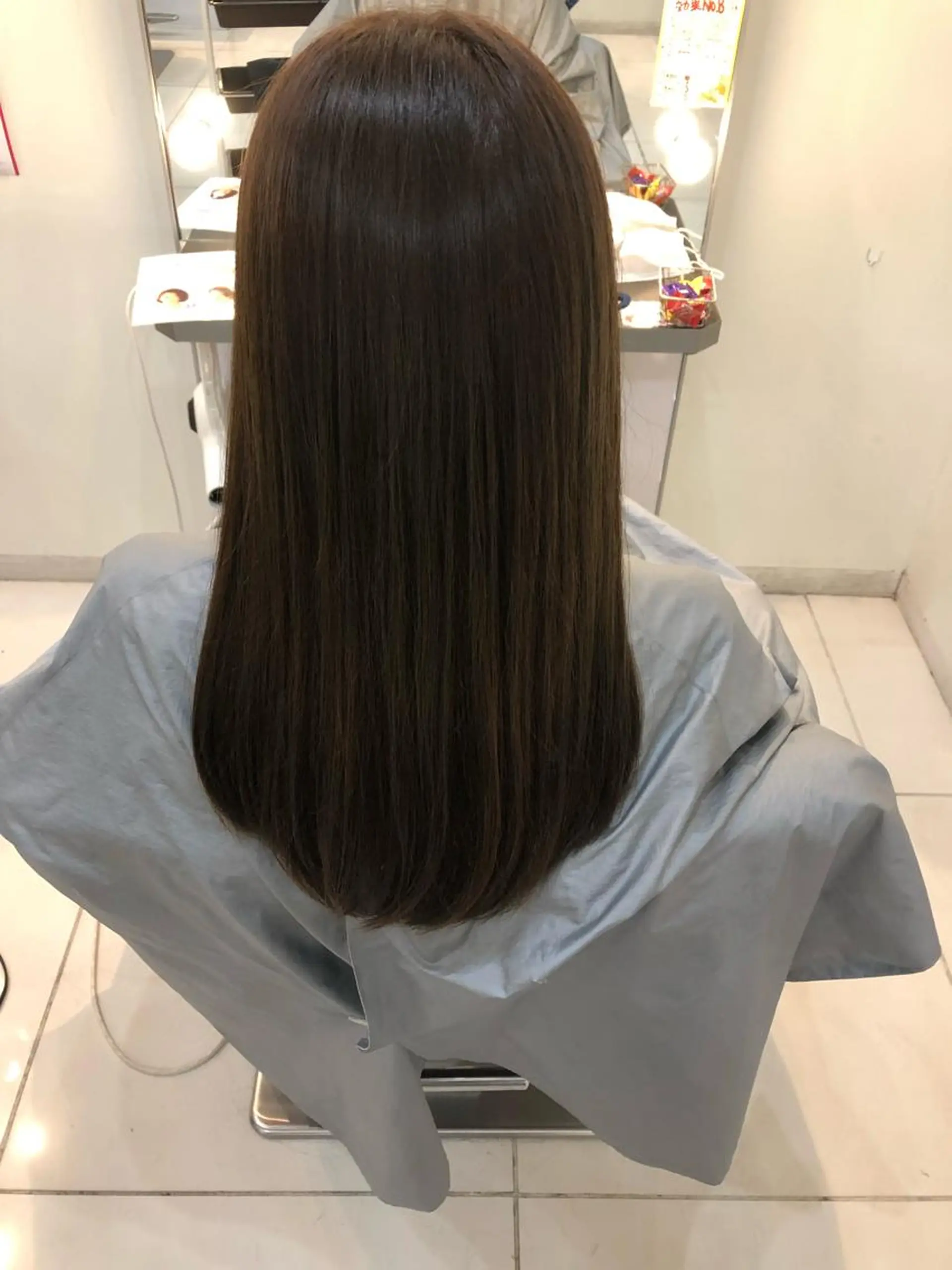 ロング カラー カット ヘアカラー トリートメント 品田 真里のヘアスタイル